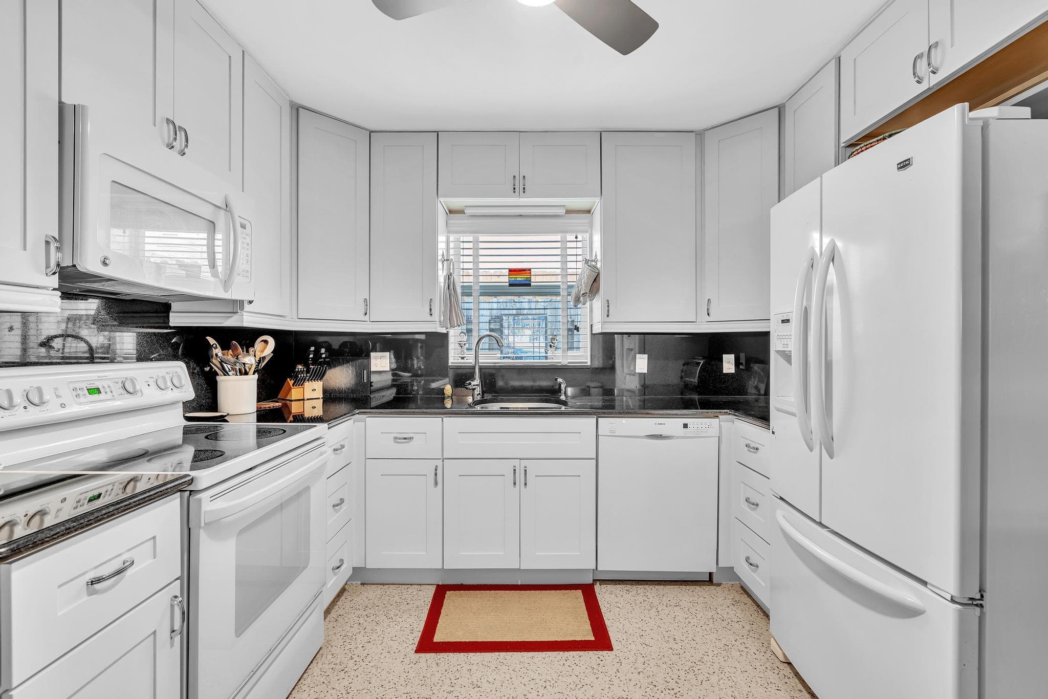 137 Auburn Drive, Lake Worth Beach, FL 33460 — photo 11 of 50