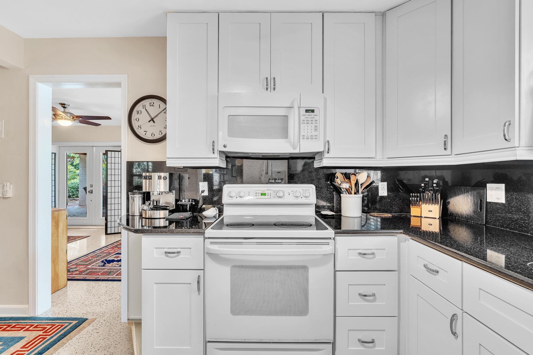 137 Auburn Drive, Lake Worth Beach, FL 33460 — photo 13 of 50