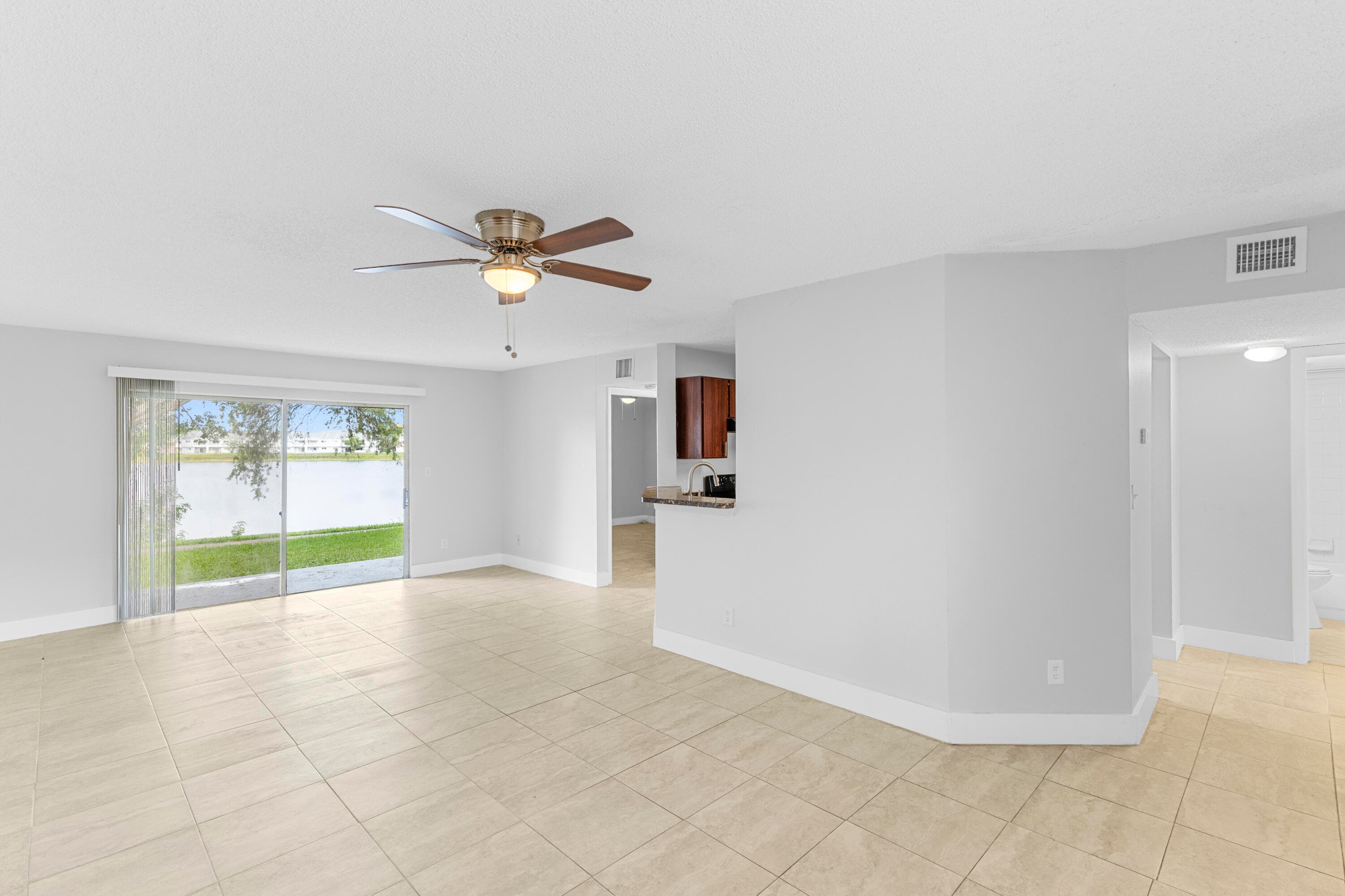 3469 NW 44th Street 104, Lauderdale Lakes, FL 33309 — photo 5 of 43