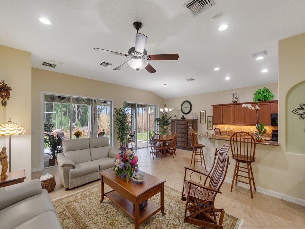 2794 W Brookfield Way, Vero Beach, FL 32966 — photo 7 of 28