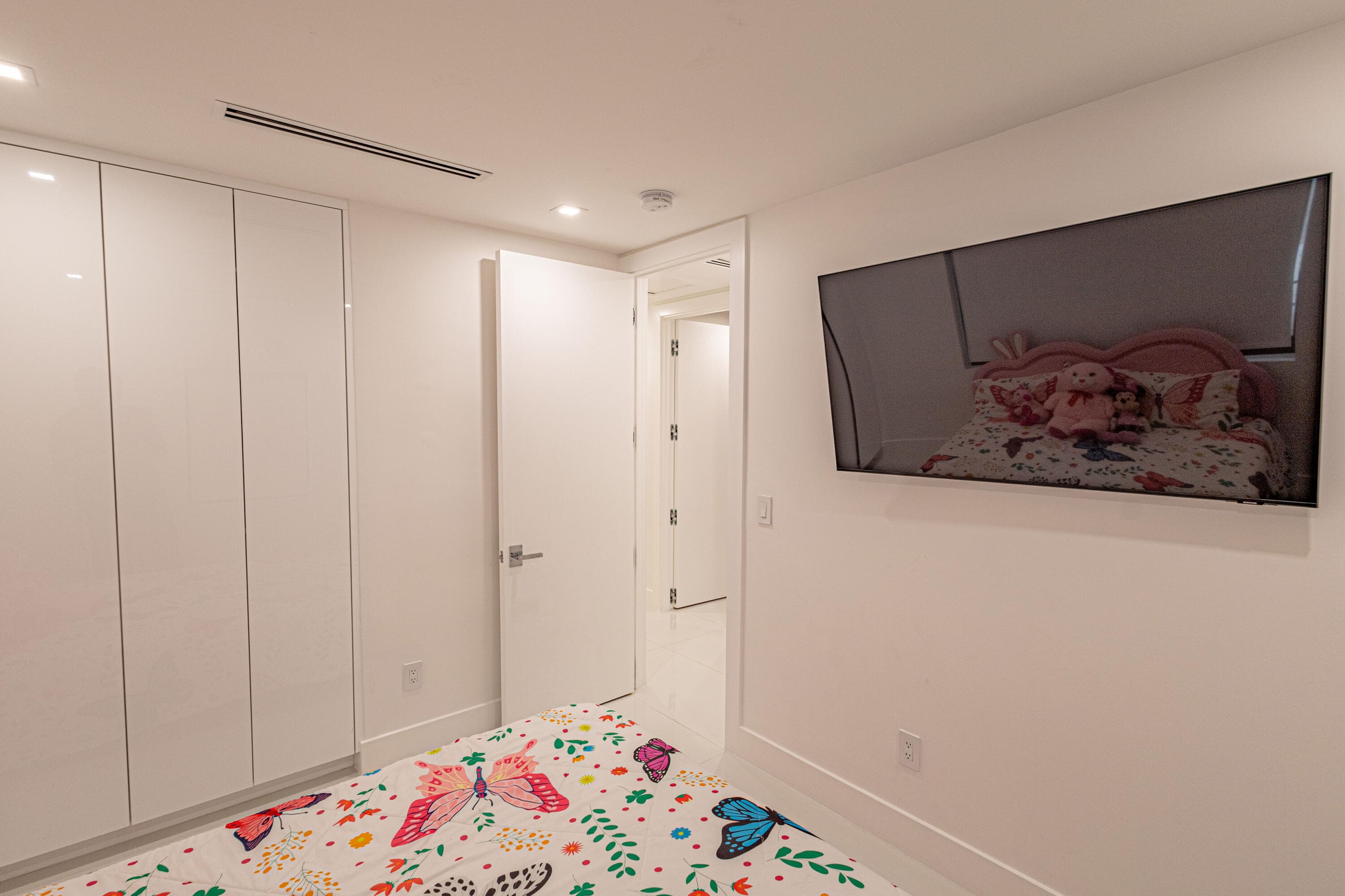 807 Hollywood Place, West Palm Beach, FL 33405 — photo 42 of 60