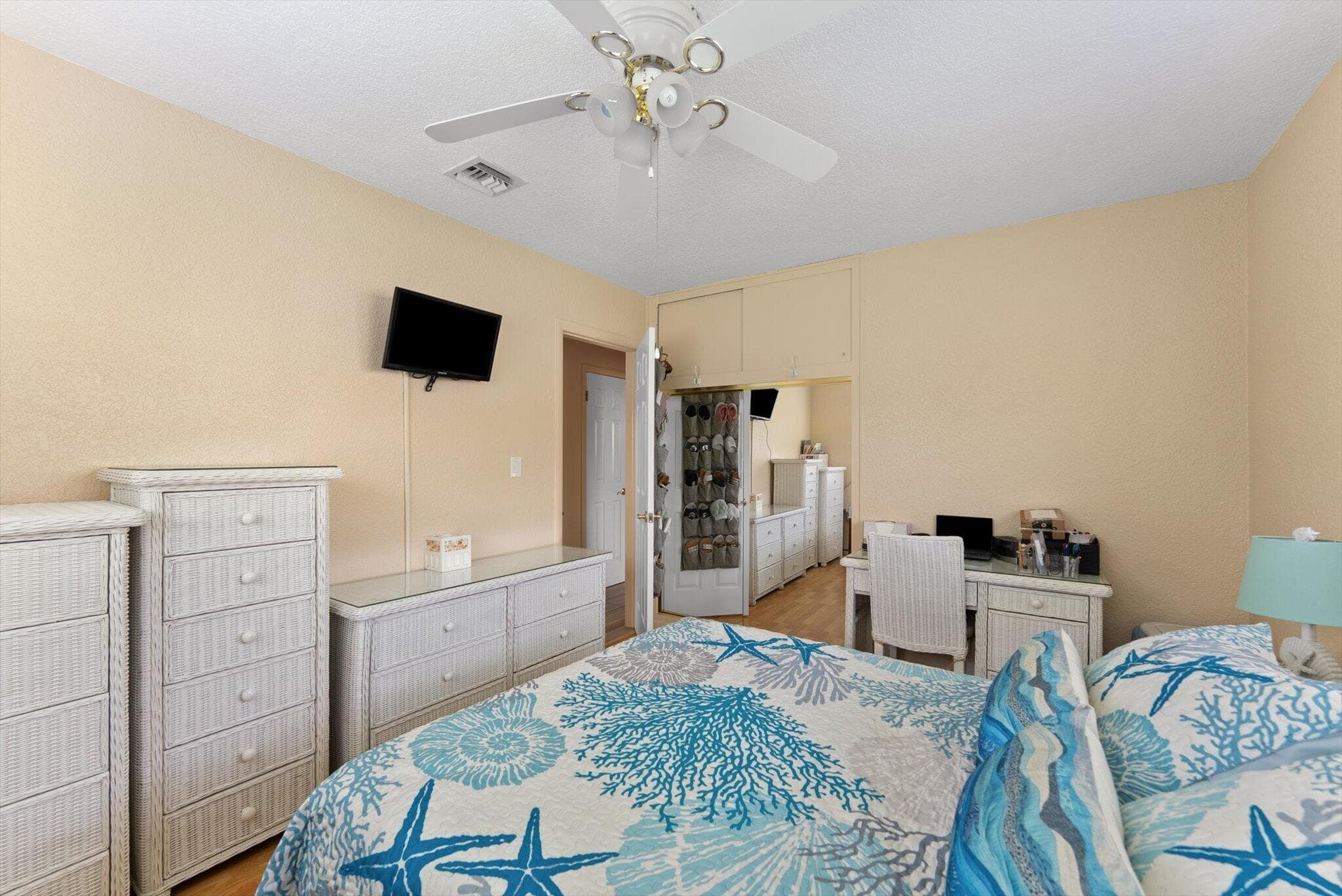 2625 NW 3rd Avenue, Wilton Manors, FL 33311 — photo 20 of 45