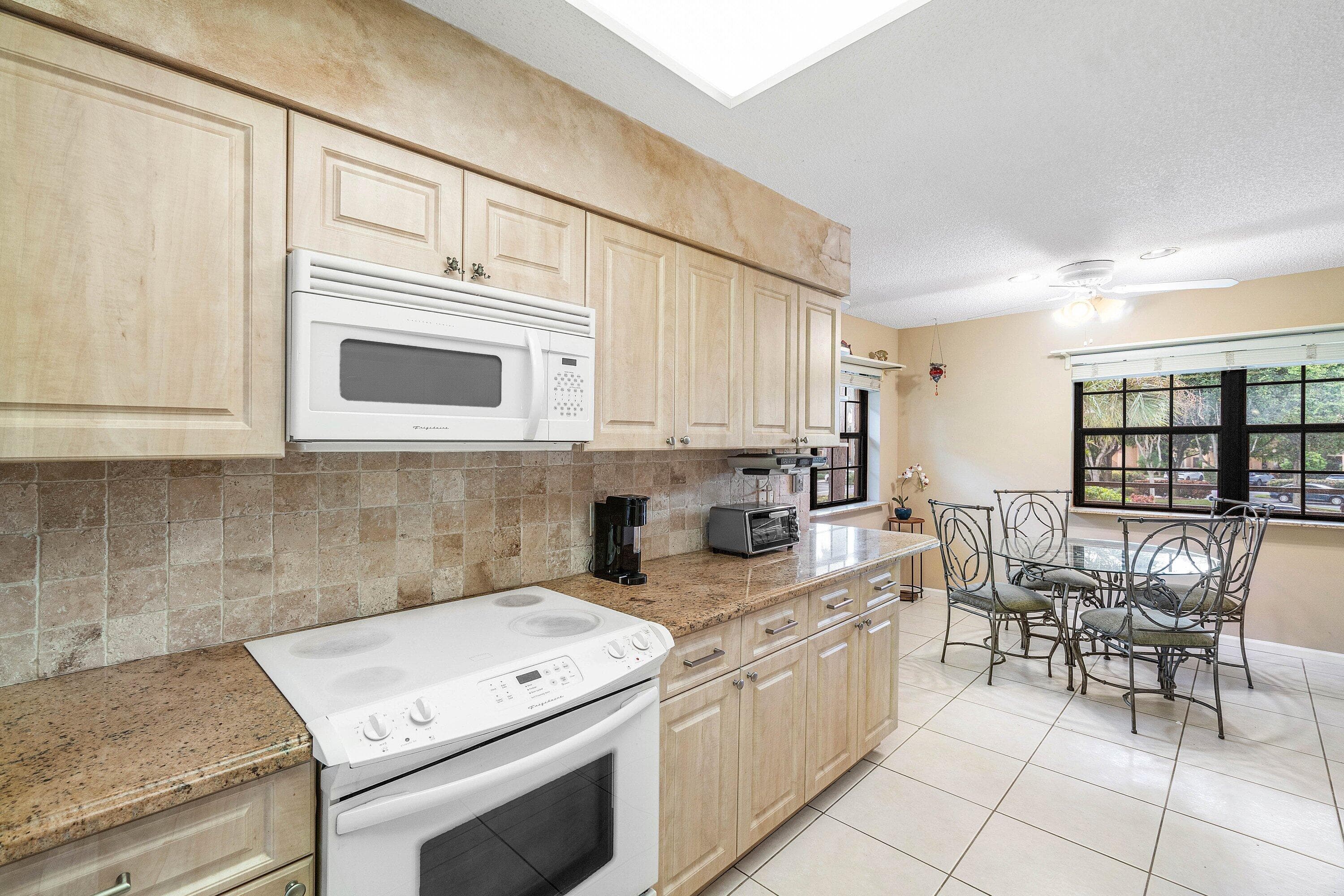 6446 Aspen Glen Circle, Boynton Beach, FL 33437 — photo 14 of 47