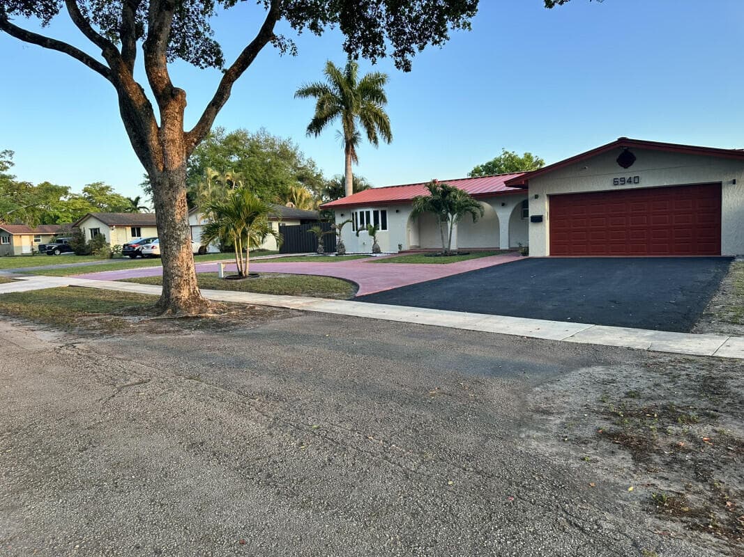 6940 Plantation Road, Plantation, FL 33317 — photo 6 of 24
