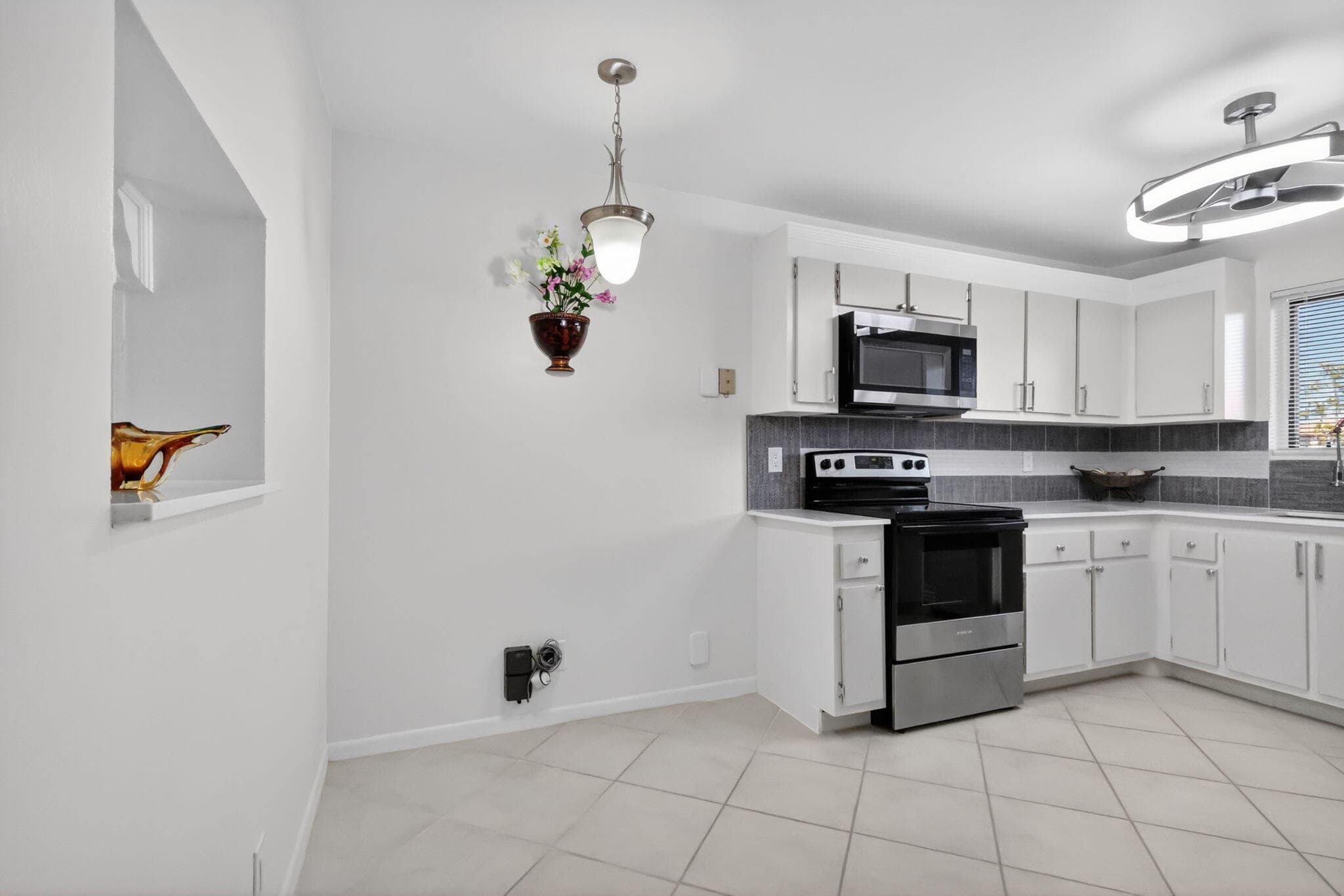 7770 Tahiti Lane 102, Lake Worth, FL 33467 — photo 8 of 32