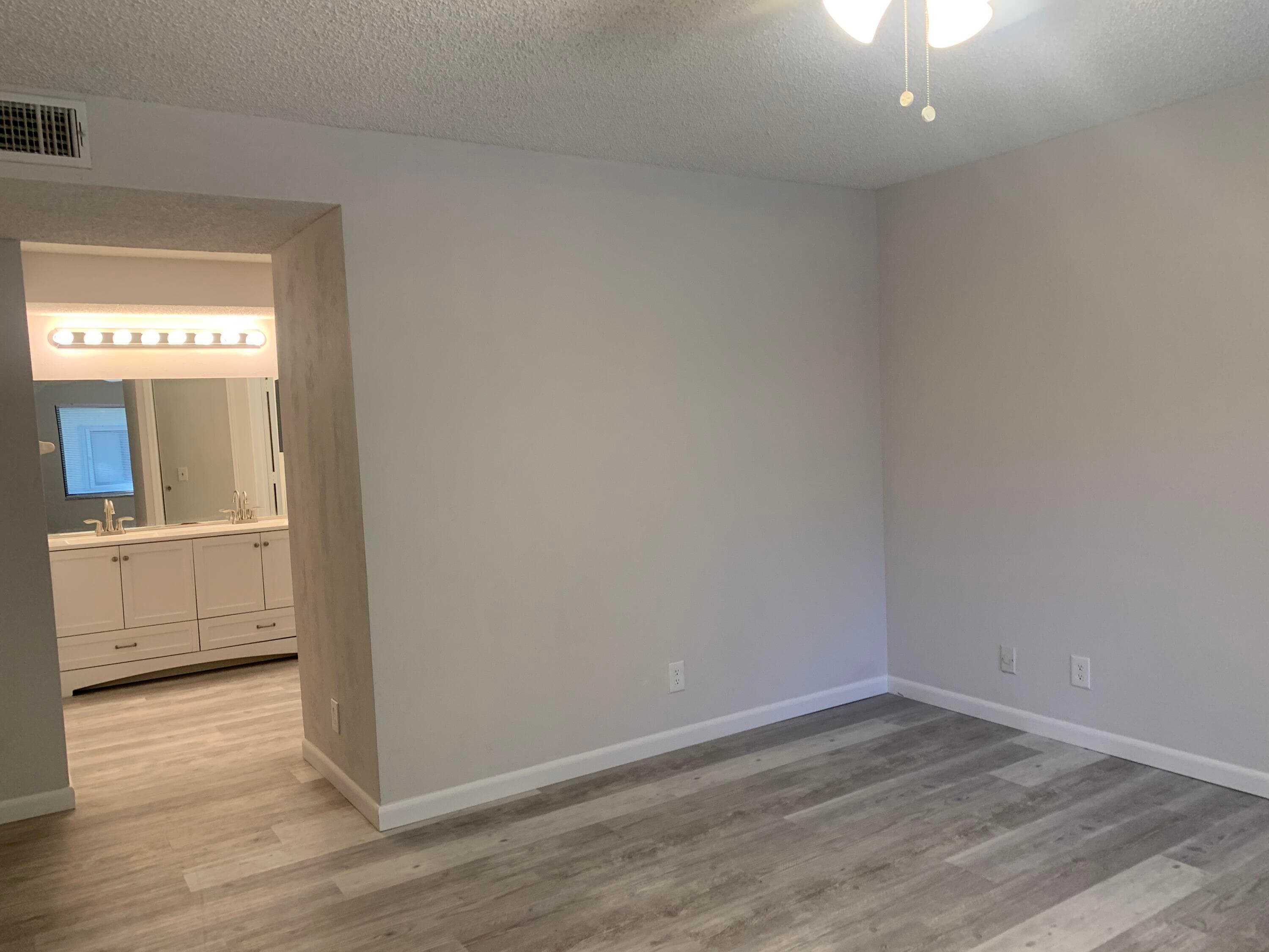 12 Via De Casas Sur 102, Boynton Beach, FL 33426 — photo 11 of 18