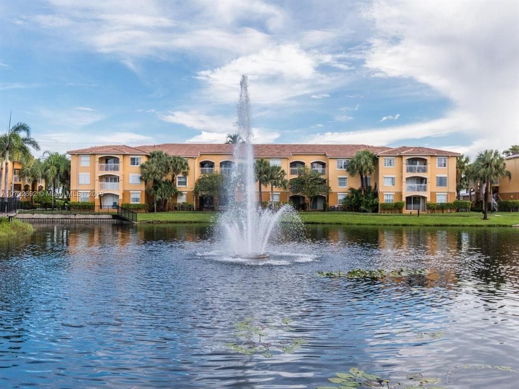 9615 NW 1st Court 10-202, Pembroke Pines, FL 33024 — photo 16 of 20