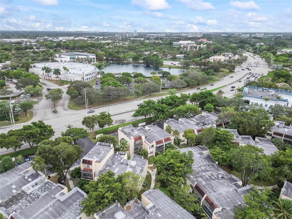 301 N Pine Island Road 107, Plantation, FL 33324 — photo 24 of 28
