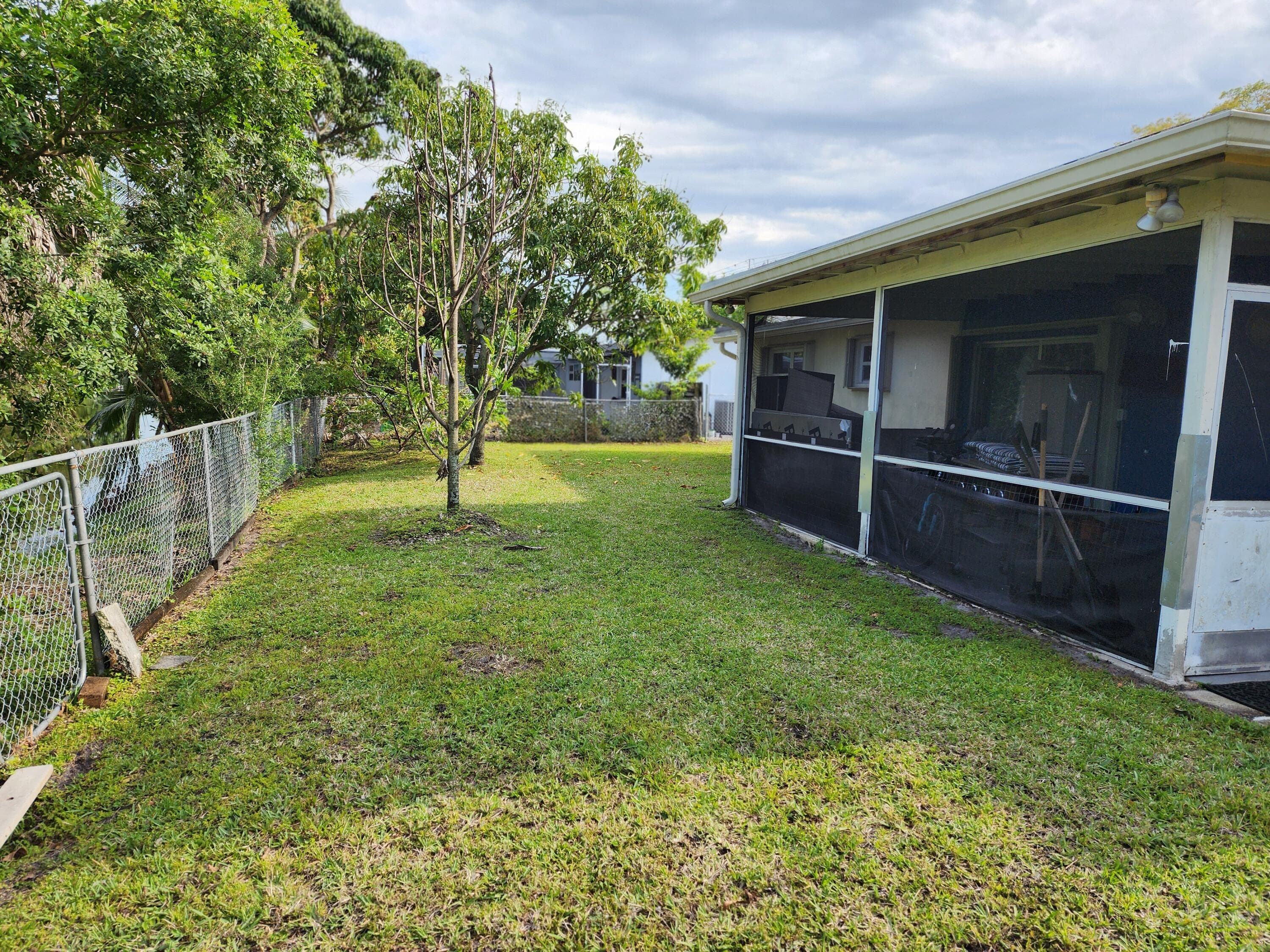 2330 NW 47th Avenue, Lauderhill, FL 33313 — photo 18 of 23