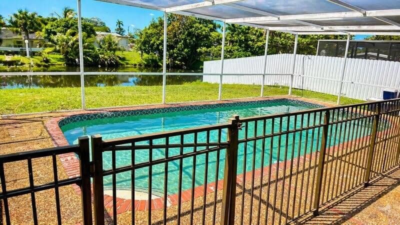 8528 Windsor Drive, Miramar, FL 33025 — photo 8 of 19
