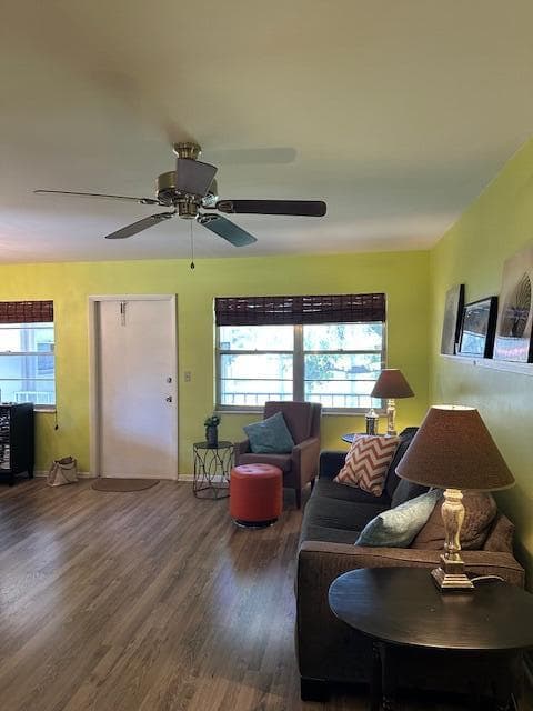 16 Vista Palm Lane 205, Vero Beach, FL 32962 — photo 3 of 10