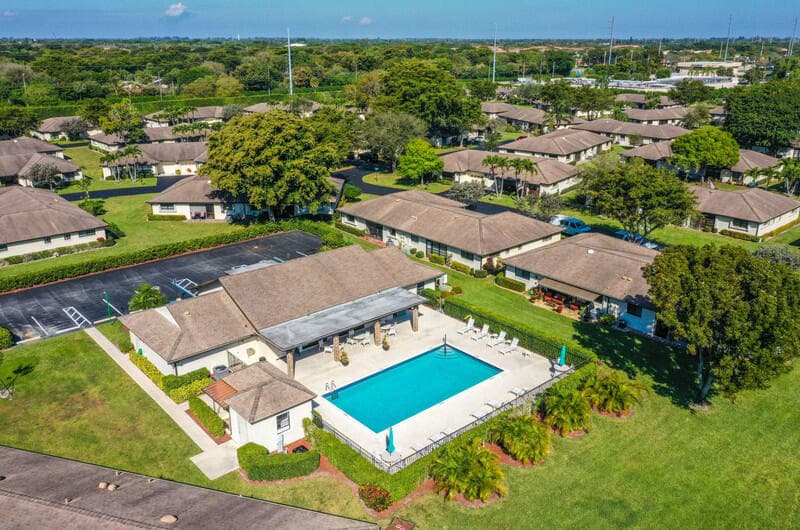 10120 Eaglewood Terrace B, Boynton Beach, FL 33436 — photo 36 of 37