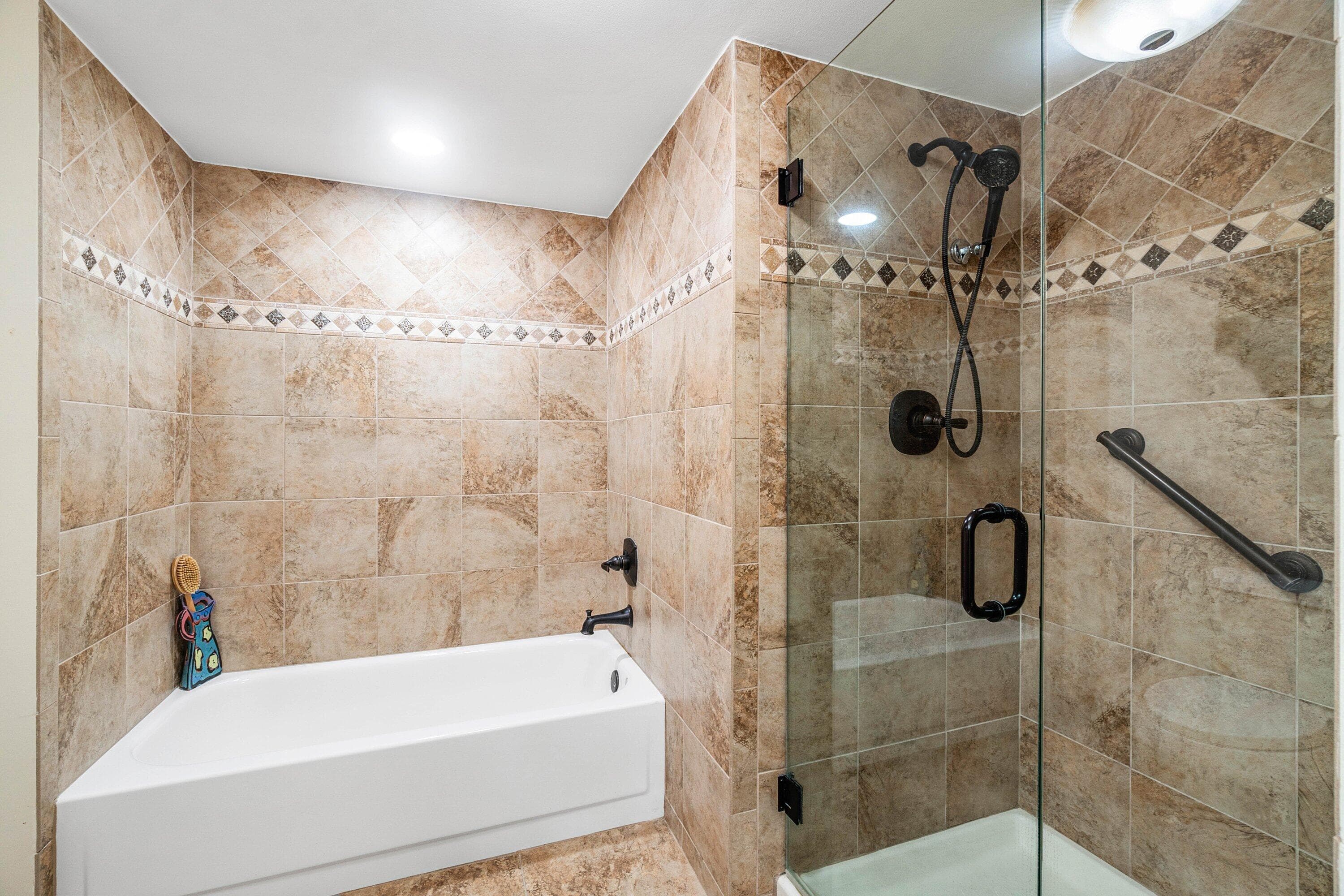 24 Stratford Drive E Unit E, Boynton Beach, FL 33436 — photo 16 of 50