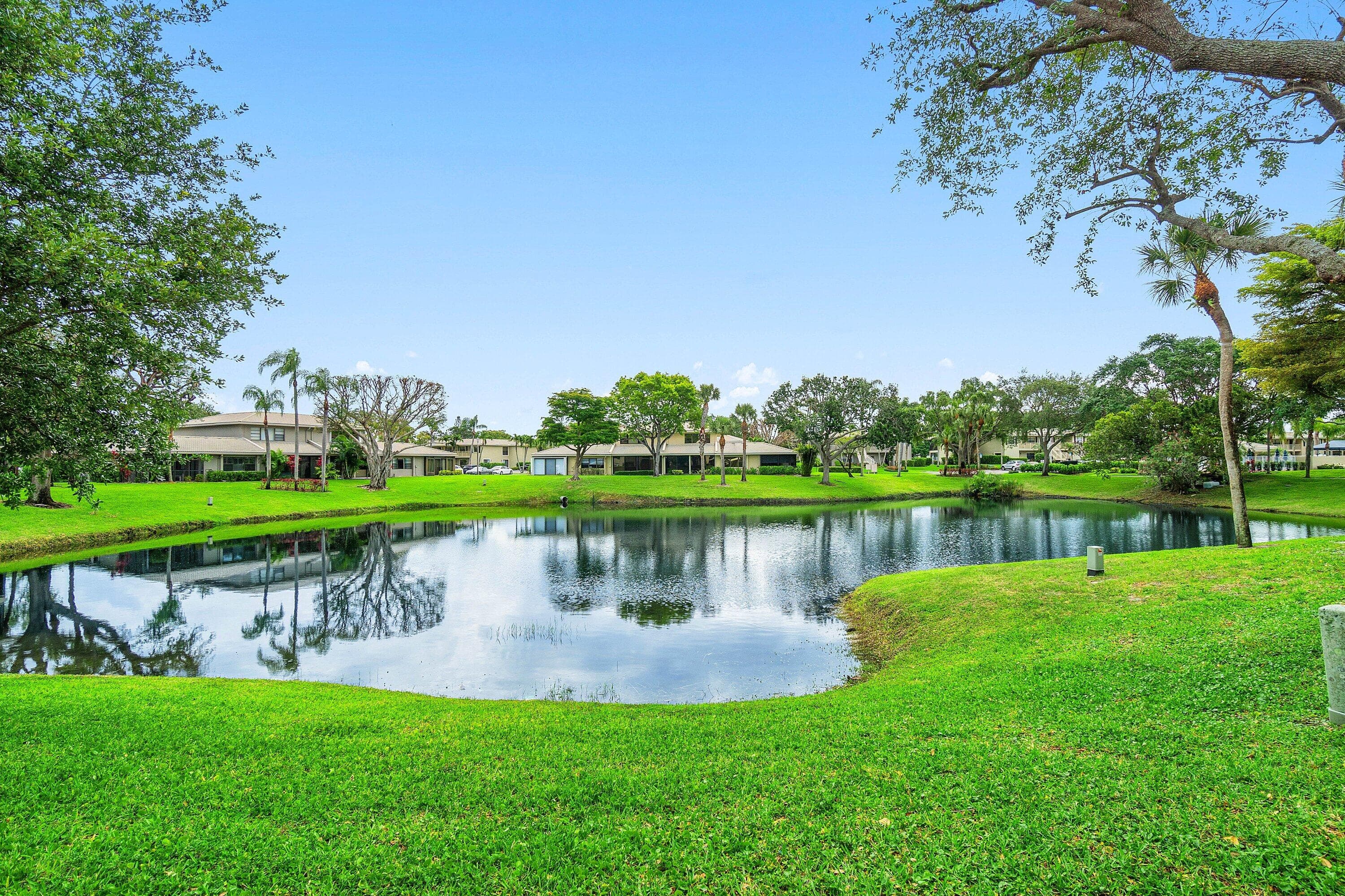 24 Stratford Drive E Unit E, Boynton Beach, FL 33436 — photo 23 of 50