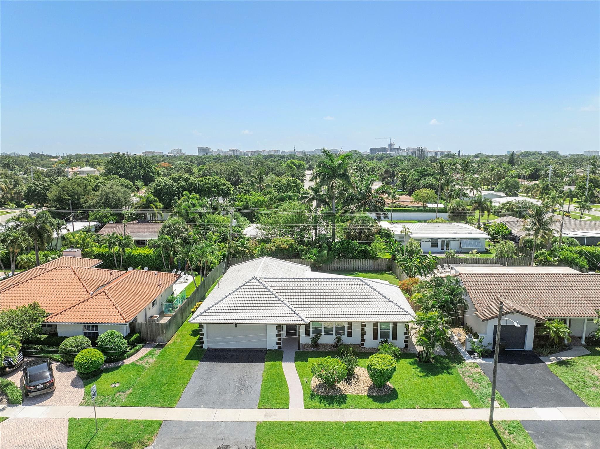 400 SW 9th Avenue, Boca Raton, FL 33486 — photo 3 of 37