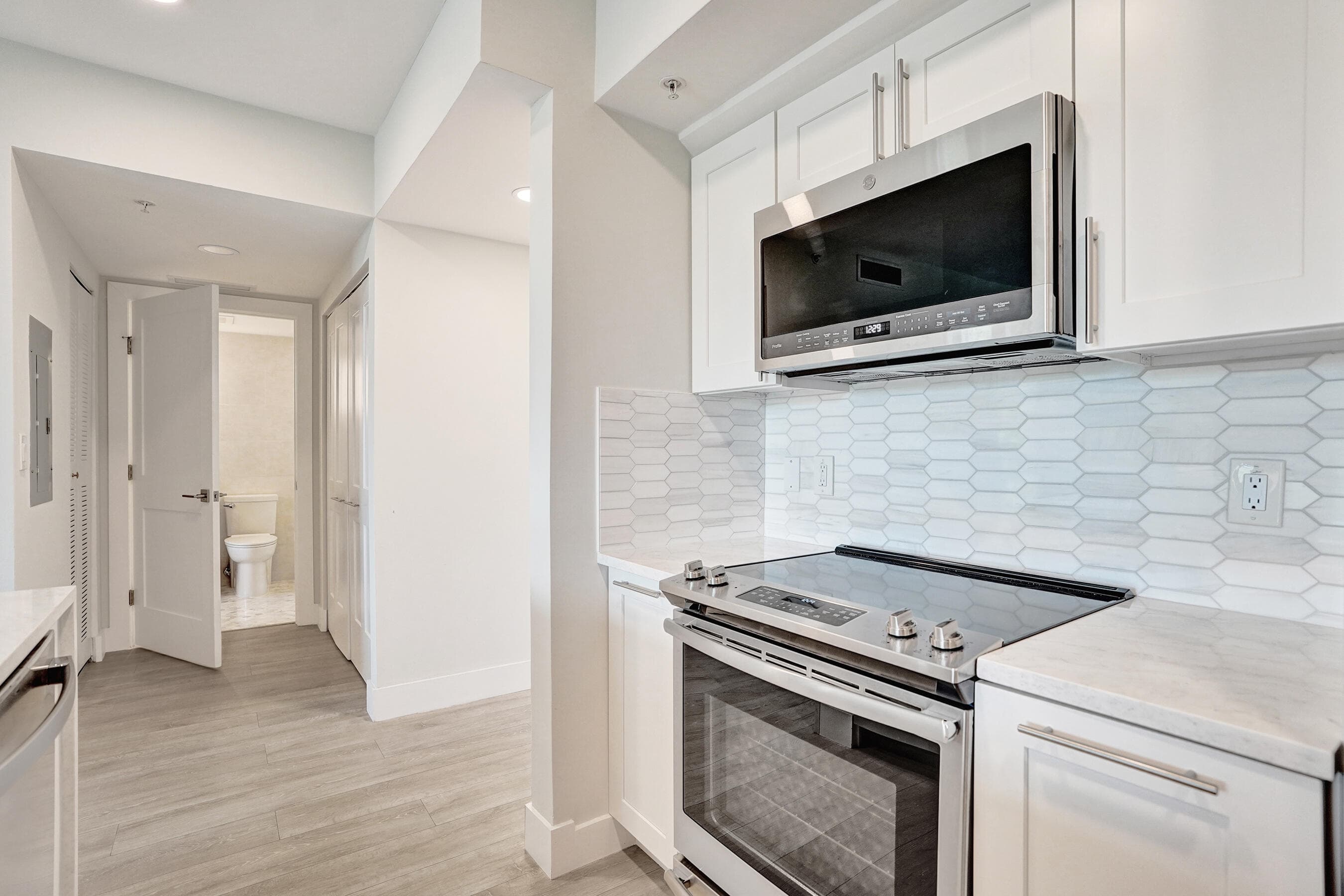 700 E Boynton Beach Boulevard 406, Boynton Beach, FL 33435 — photo 11 of 49