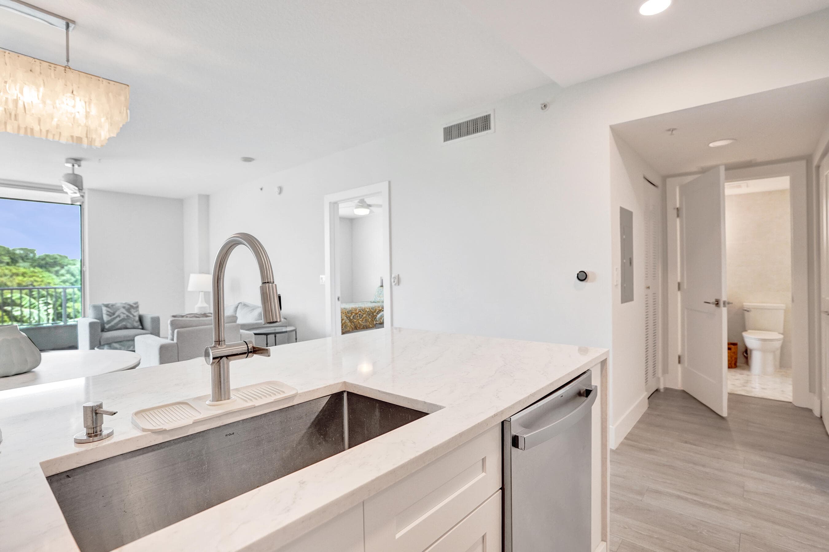700 E Boynton Beach Boulevard 406, Boynton Beach, FL 33435 — photo 12 of 49