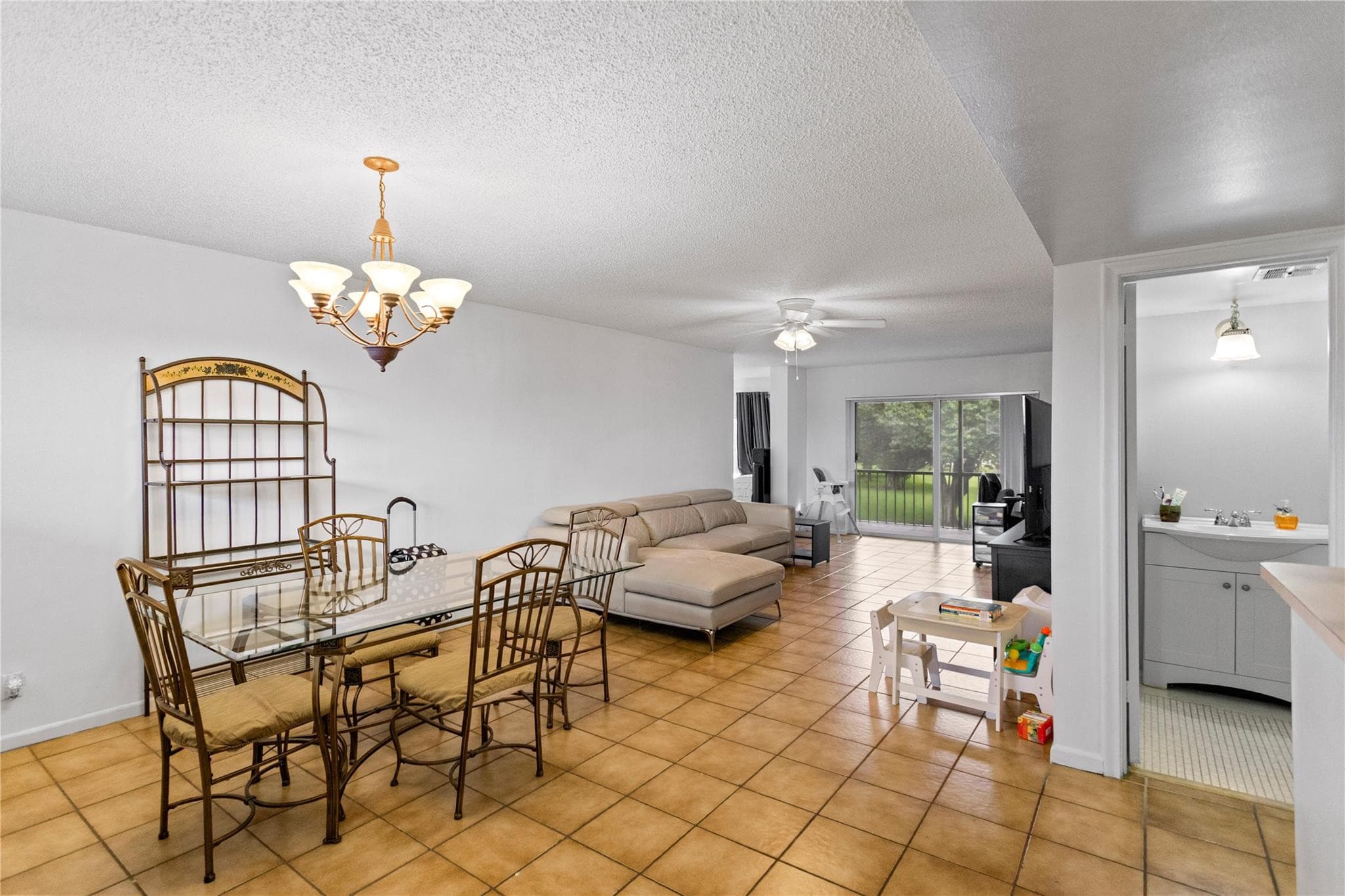 8990 S Hollybrook Boulevard Unit 305, Pembroke Pines, FL 33025 — photo 3 of 44