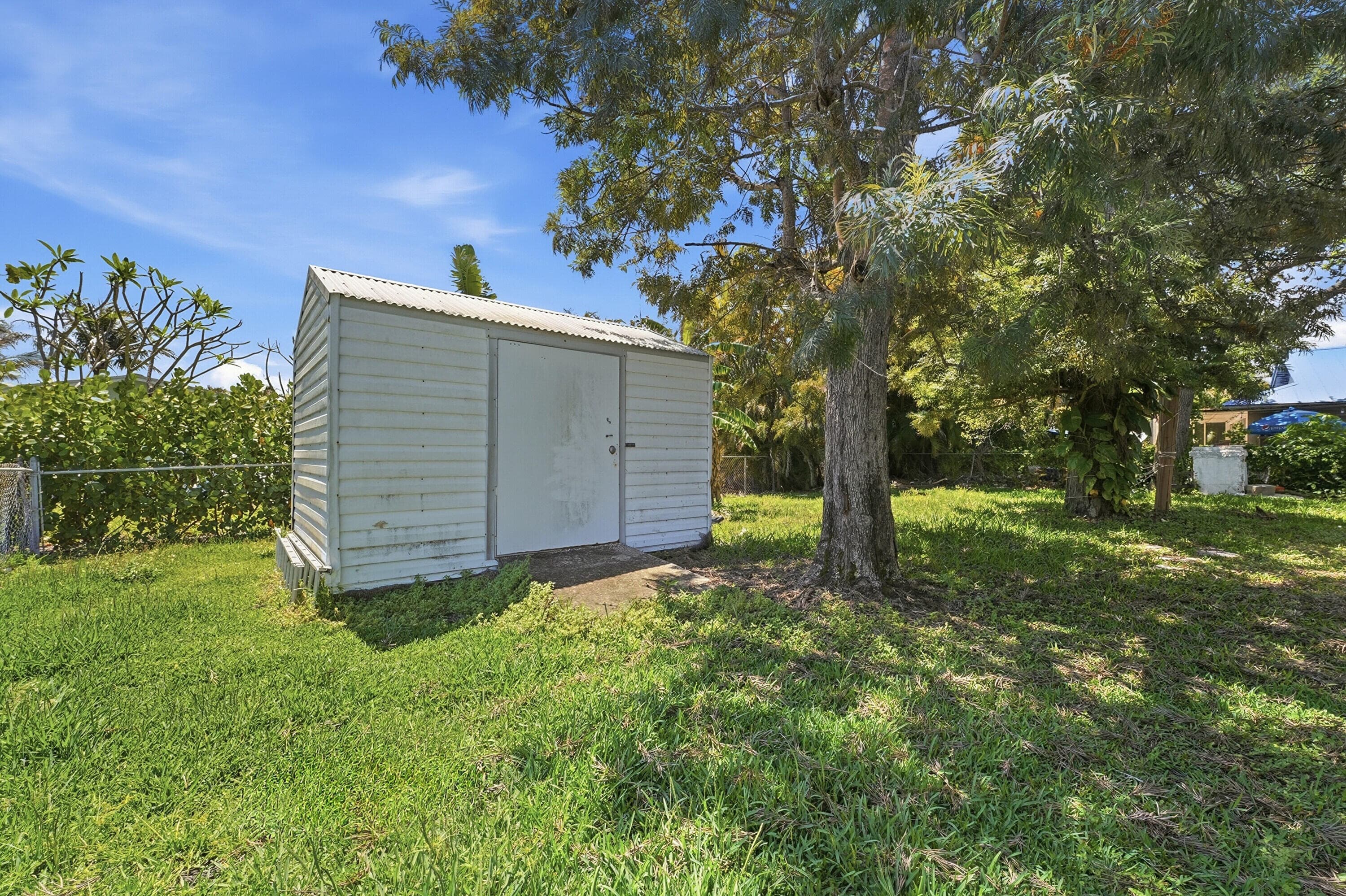 1804 Bayshore Drive, Fort Pierce, FL 34949 — photo 26 of 43
