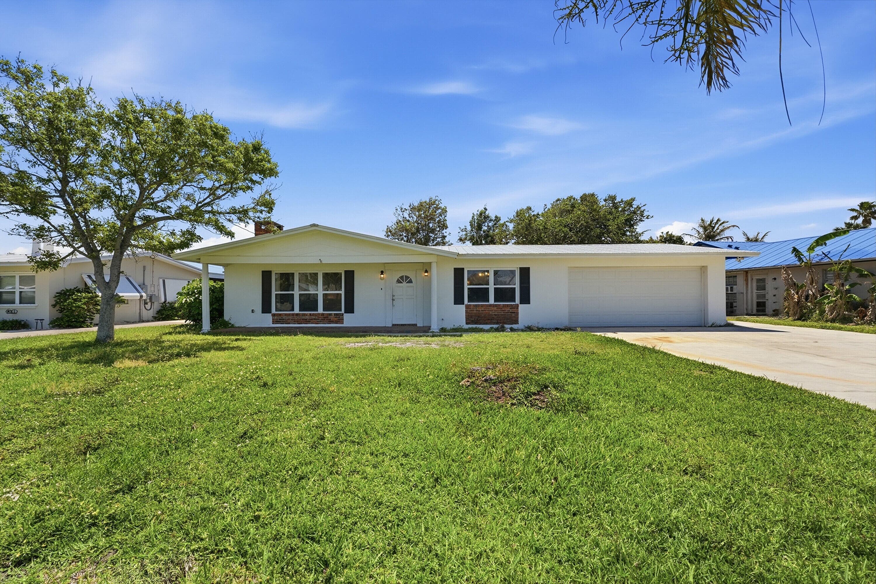 1804 Bayshore Drive, Fort Pierce, FL 34949 — photo 1 of 43