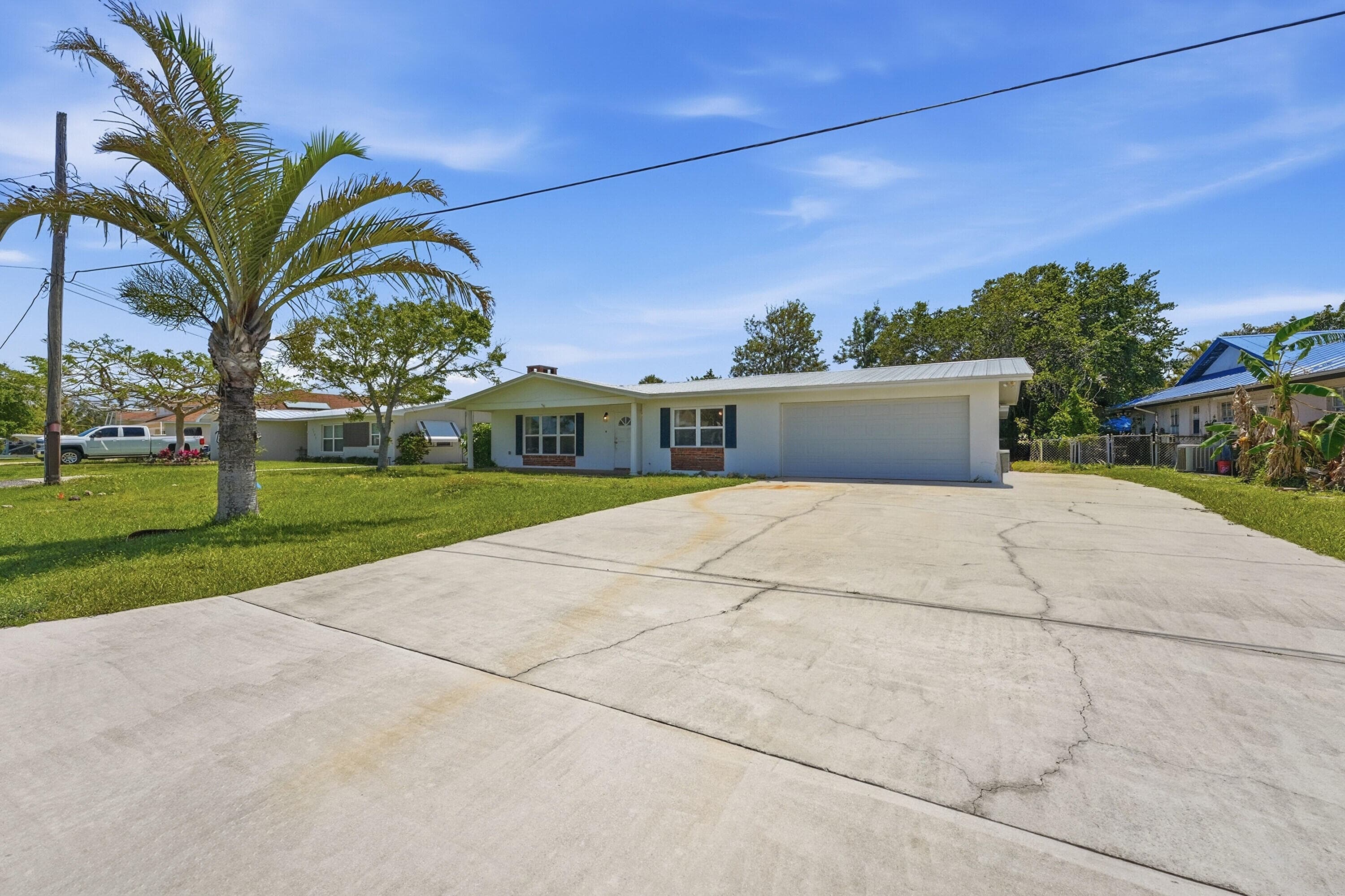 1804 Bayshore Drive, Fort Pierce, FL 34949 — photo 2 of 43