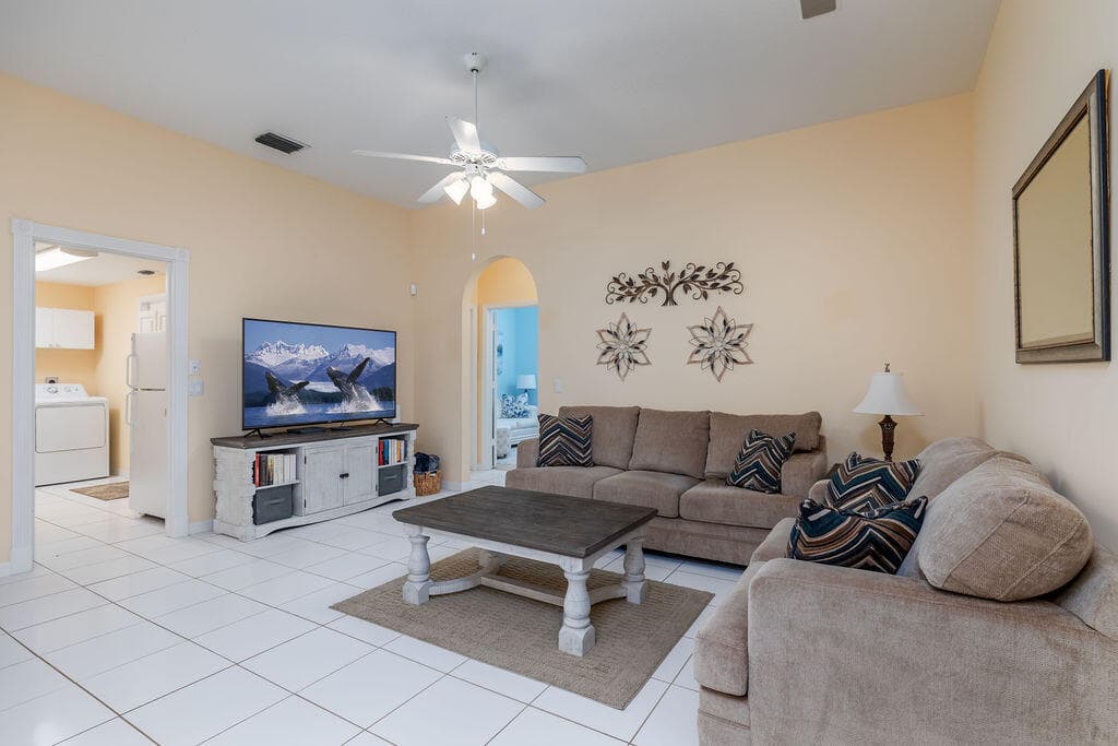 585 NW Lambrusco Drive, Port St. Lucie, FL 34986 — photo 6 of 30