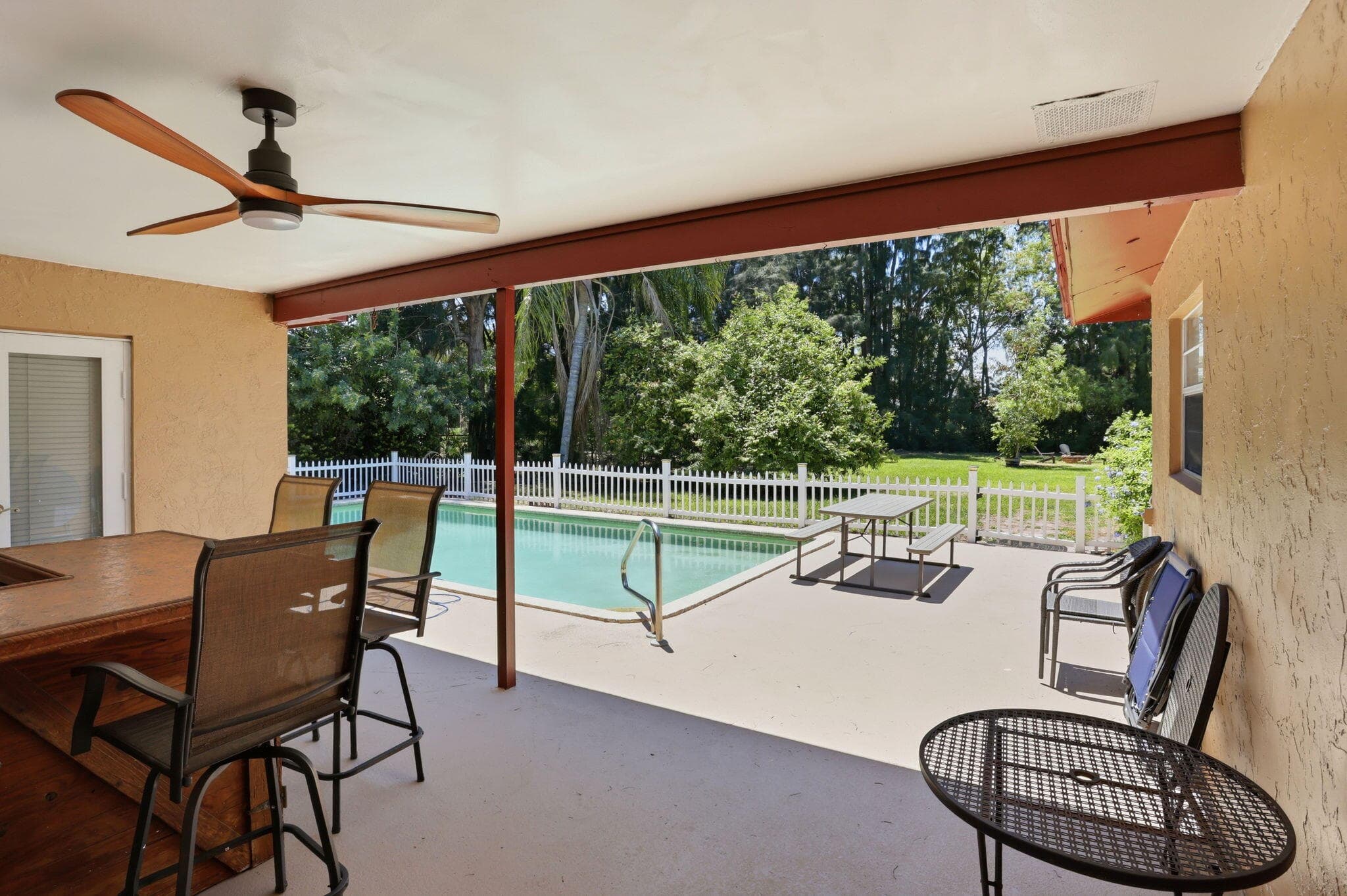 128 Barberton Road, Lake Worth, FL 33467 — photo 13 of 49