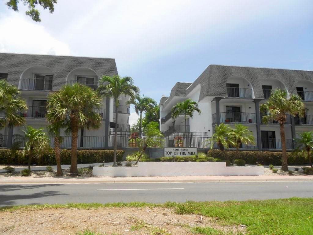 4013 N Ocean Drive N 109, Lauderdale-By-The-Sea, FL 33308 — photo 2 of 51