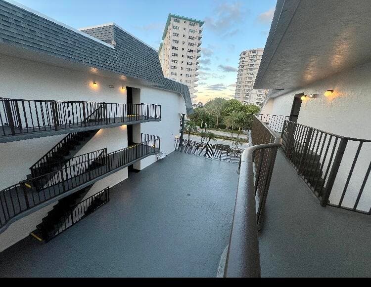 4013 N Ocean Drive N 109, Lauderdale-By-The-Sea, FL 33308 — photo 35 of 51
