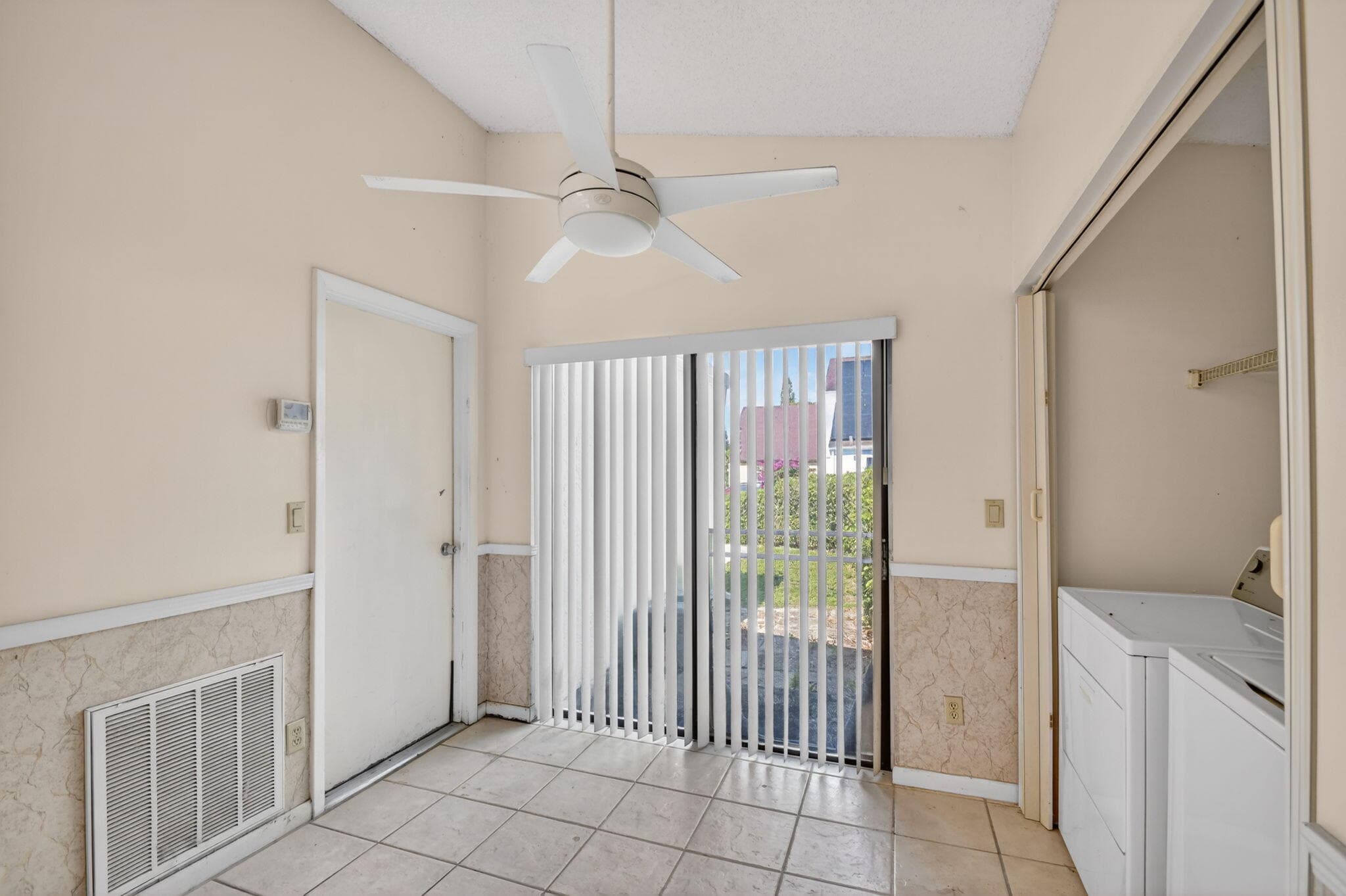 9 Corrie Place, Boynton Beach, FL 33426 — photo 10 of 34