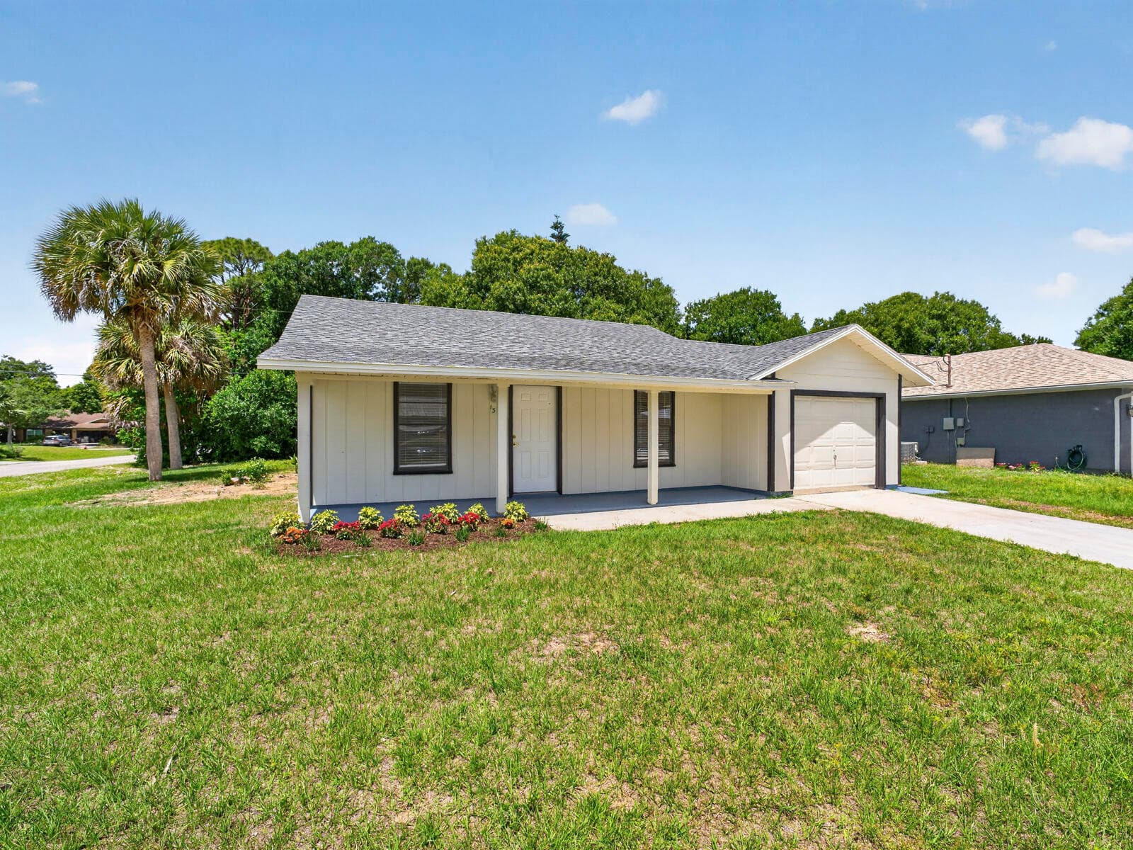 1373 32nd Avenue SW, Vero Beach, FL 32968 — photo 2 of 30