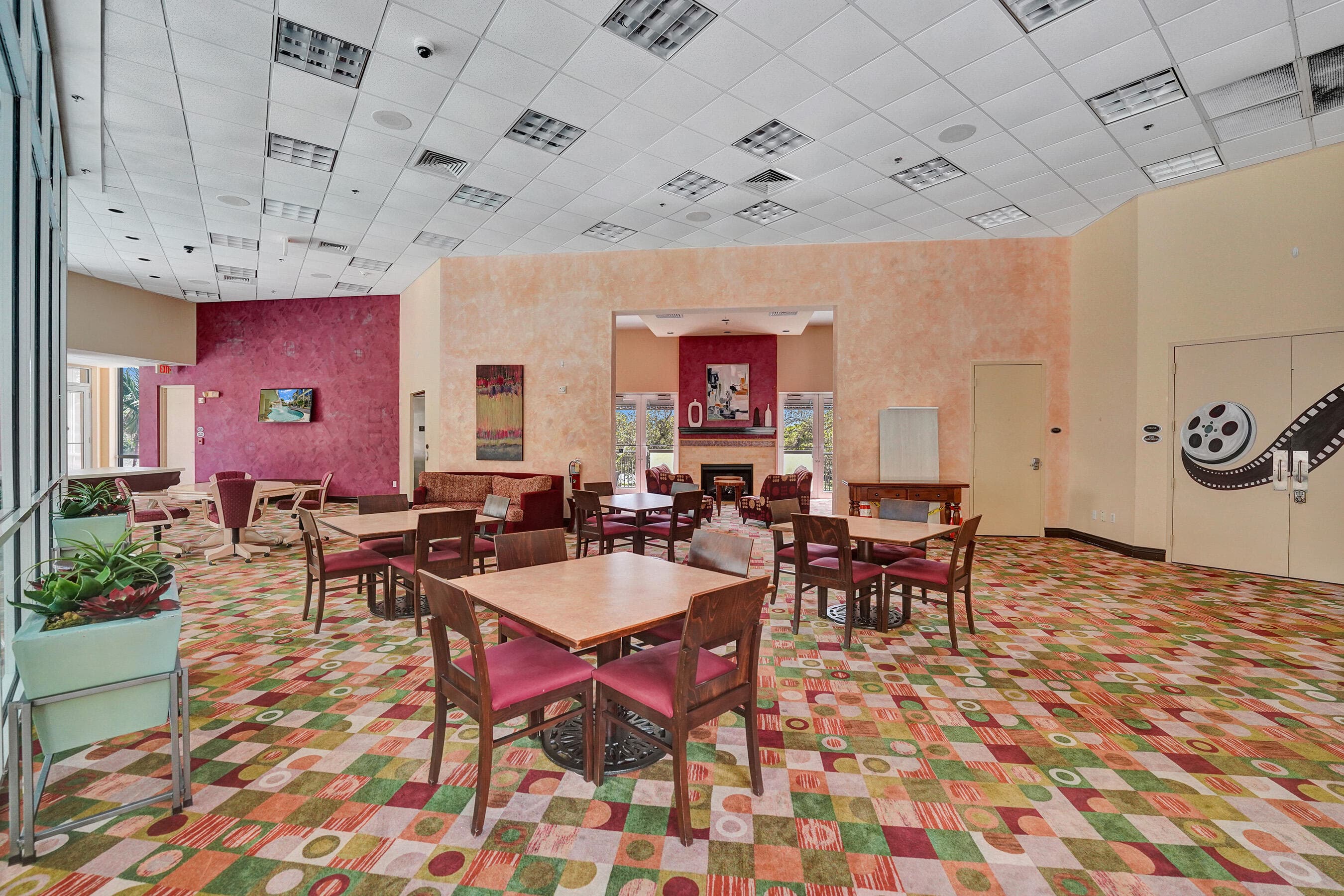 2625 NE 14th Avenue 114, Wilton Manors, FL 33334 — photo 43 of 61