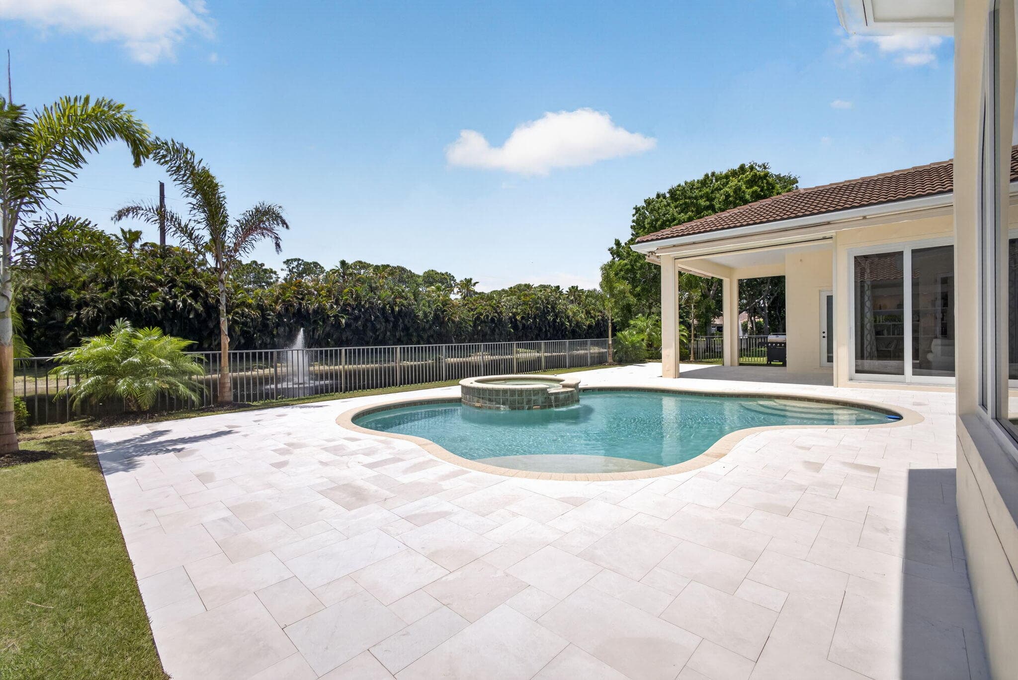 4131 Venetia Way, Palm Beach Gardens, FL 33418 — photo 5 of 114