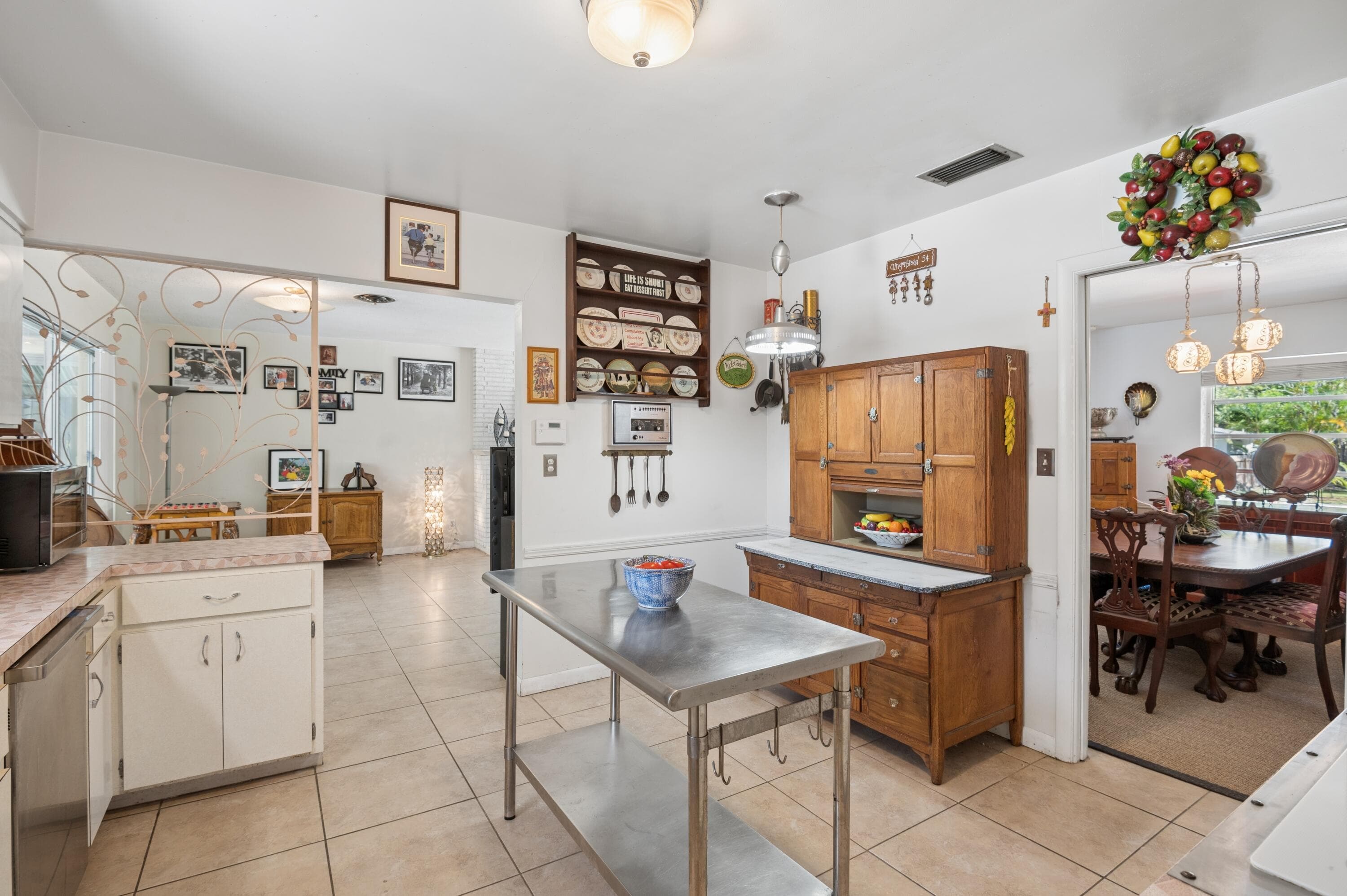 4011 SW 2nd Street, Plantation, FL 33317 — photo 18 of 37
