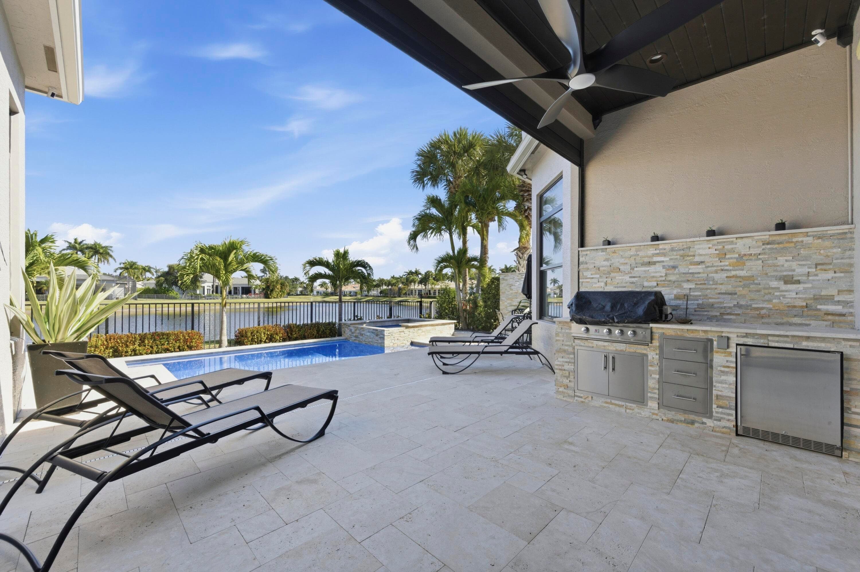 345 Vizcaya Drive, Palm Beach Gardens, FL 33418 — photo 27 of 34