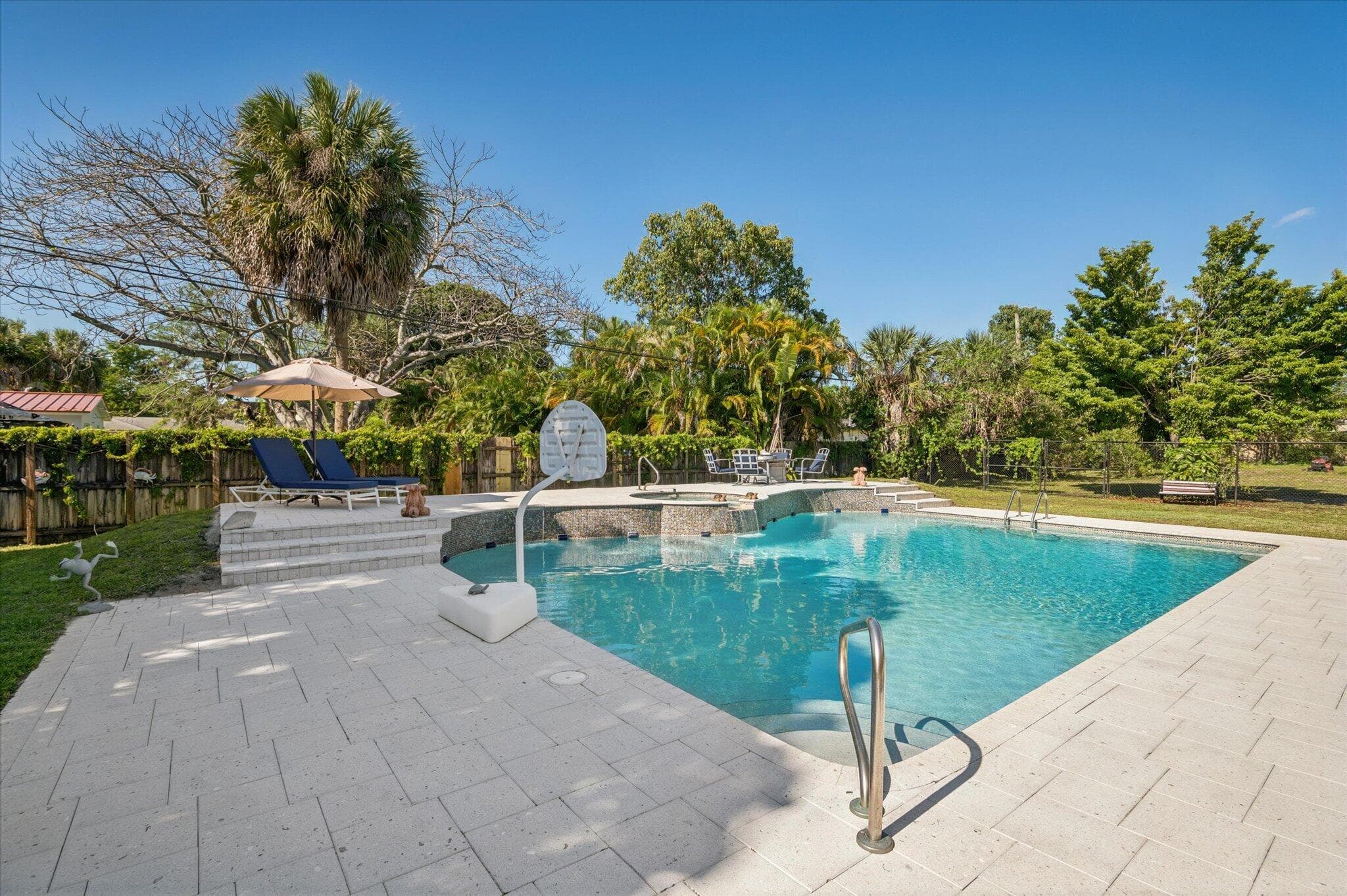 4011 SW 2nd Street, Plantation, FL 33317 — photo 3 of 37