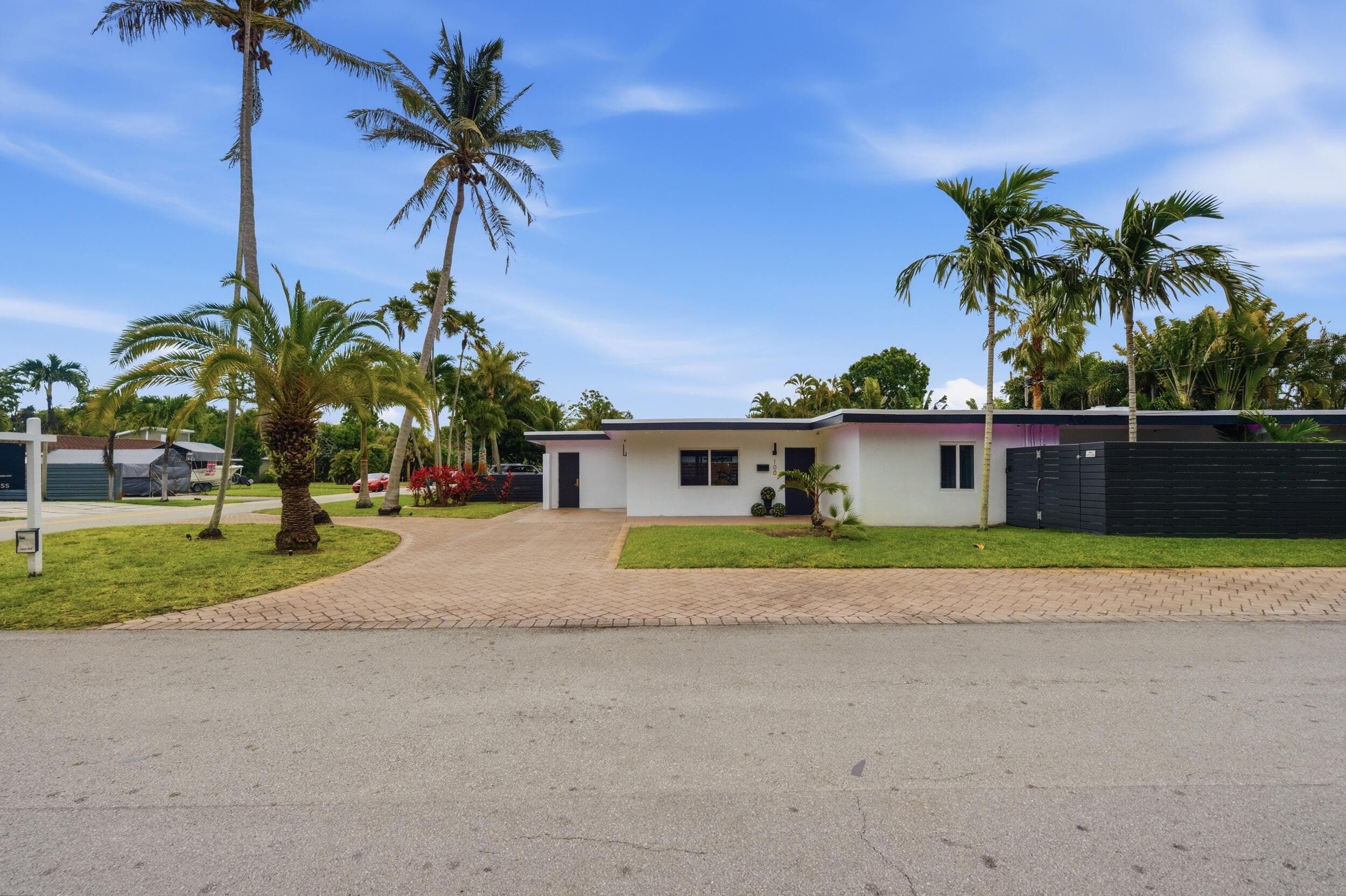 100 NE 22nd Street, Wilton Manors, FL 33305 — photo 4 of 68