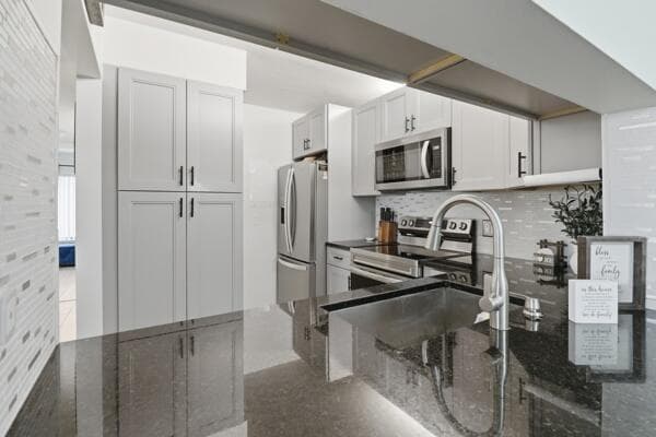 1111 Green Pine Boulevard G2, West Palm Beach, FL 33409 — photo 10 of 25