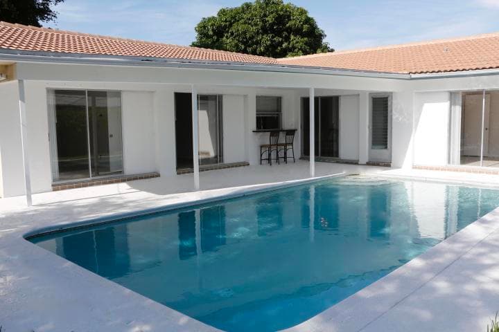 9 Burning Tree Lane, Boca Raton, FL 33431 — photo 3 of 26