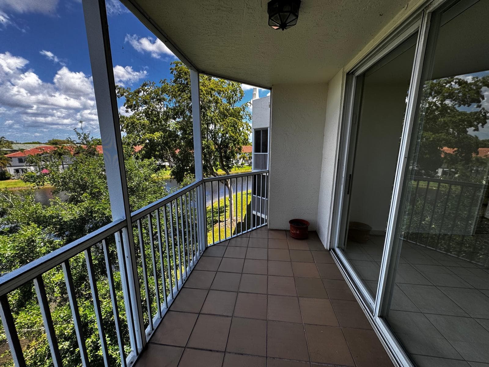 7763 Southampton Terrace 405, Tamarac, FL 33321 — photo 7 of 40
