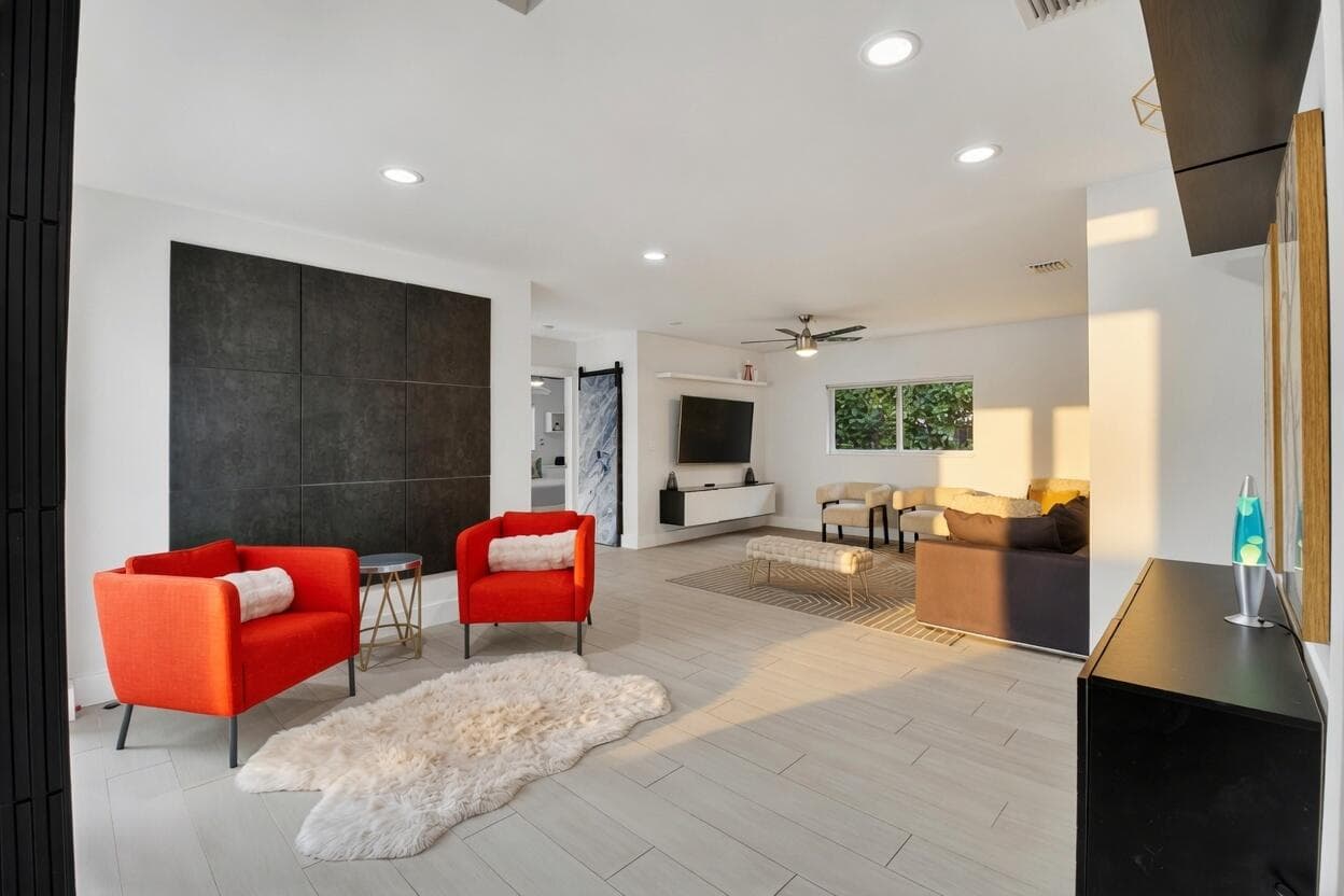 1044 NW 6th Drive, Boca Raton, FL 33486 — photo 12 of 43