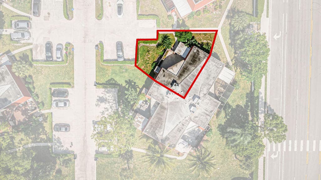4740 Suburban Pines Drive, Greenacres, FL 33463 — photo 10 of 52