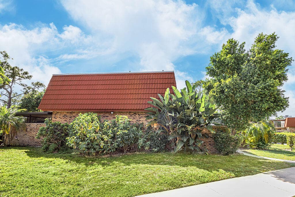 4740 Suburban Pines Drive, Greenacres, FL 33463 — photo 3 of 52