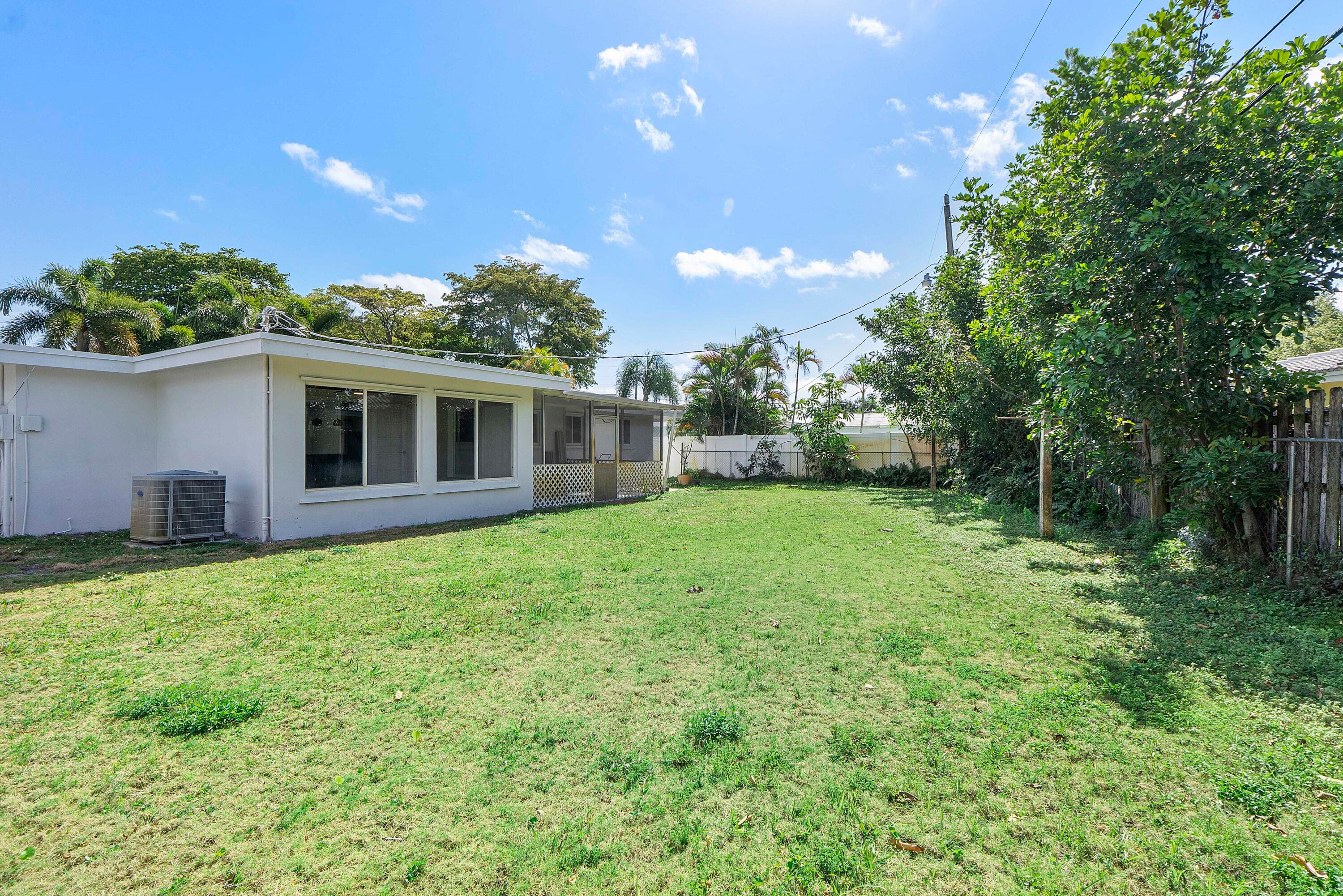 2160 NE 53rd Street, Fort Lauderdale, FL 33308 — photo 39 of 40