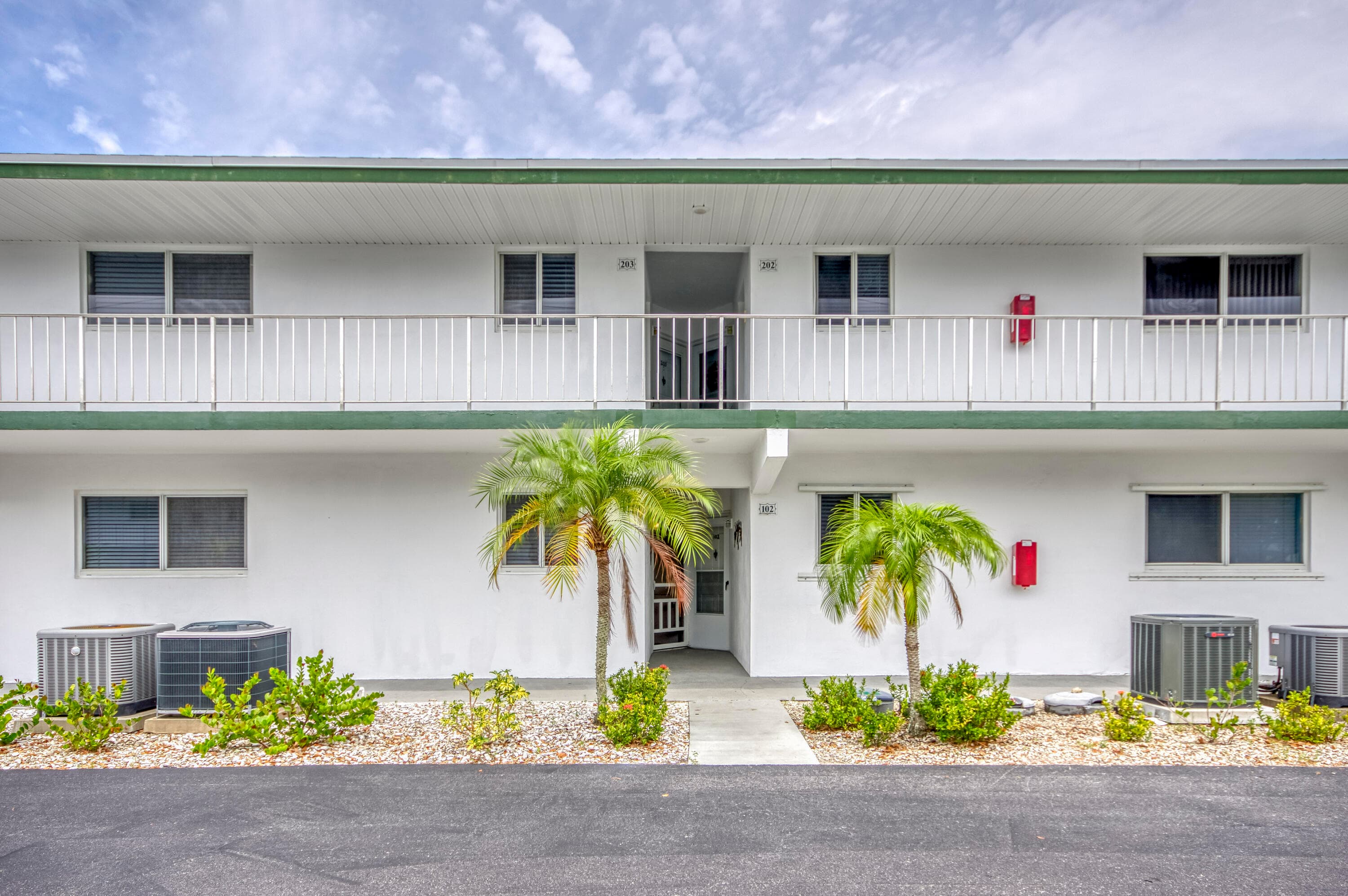 11 Westwood Avenue 103a, Tequesta, FL 33469 — photo 17 of 23