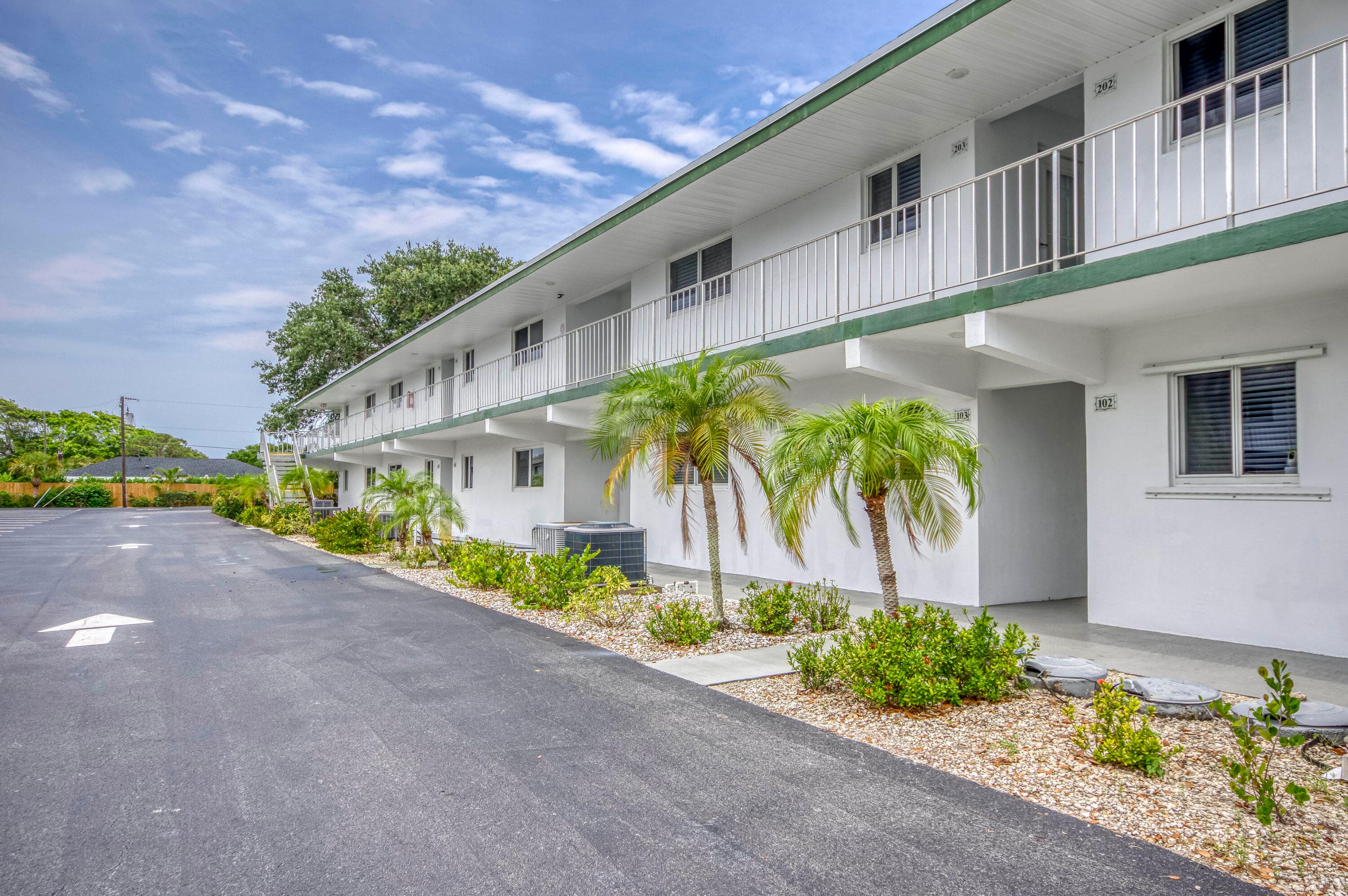 11 Westwood Avenue 103a, Tequesta, FL 33469 — photo 18 of 23