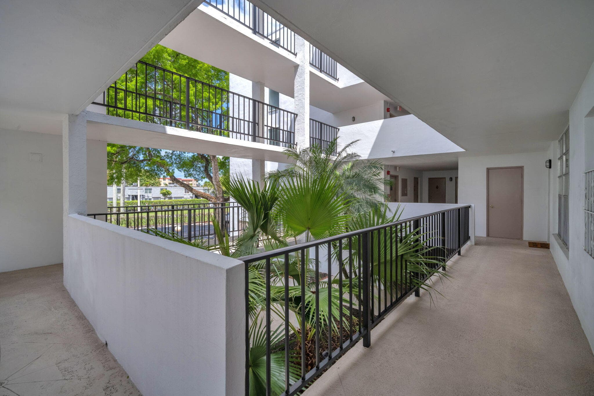 6921 Cypress Road Apt B19, Plantation, FL 33317 — photo 35 of 42