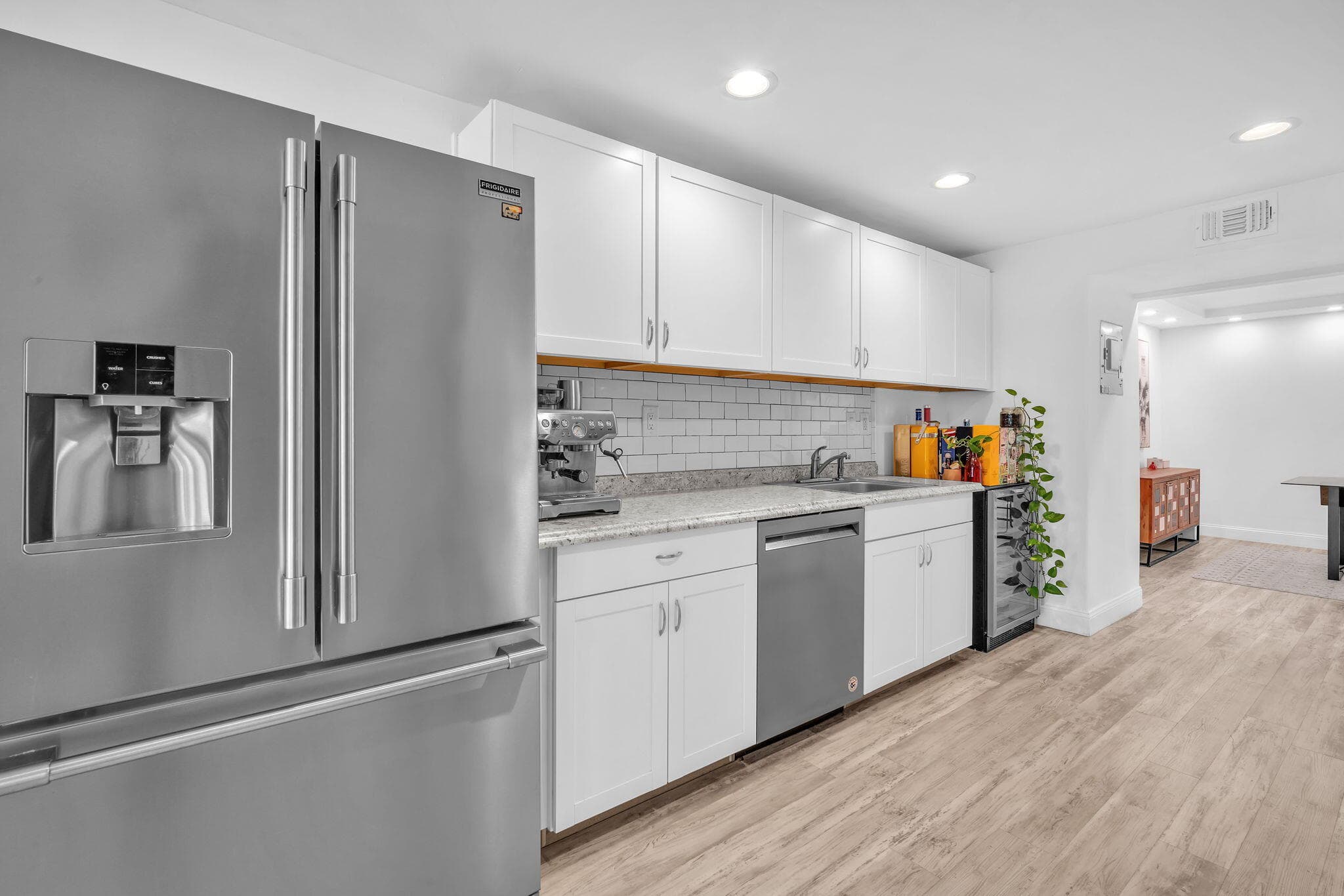 6921 Cypress Road Apt B19, Plantation, FL 33317 — photo 15 of 42