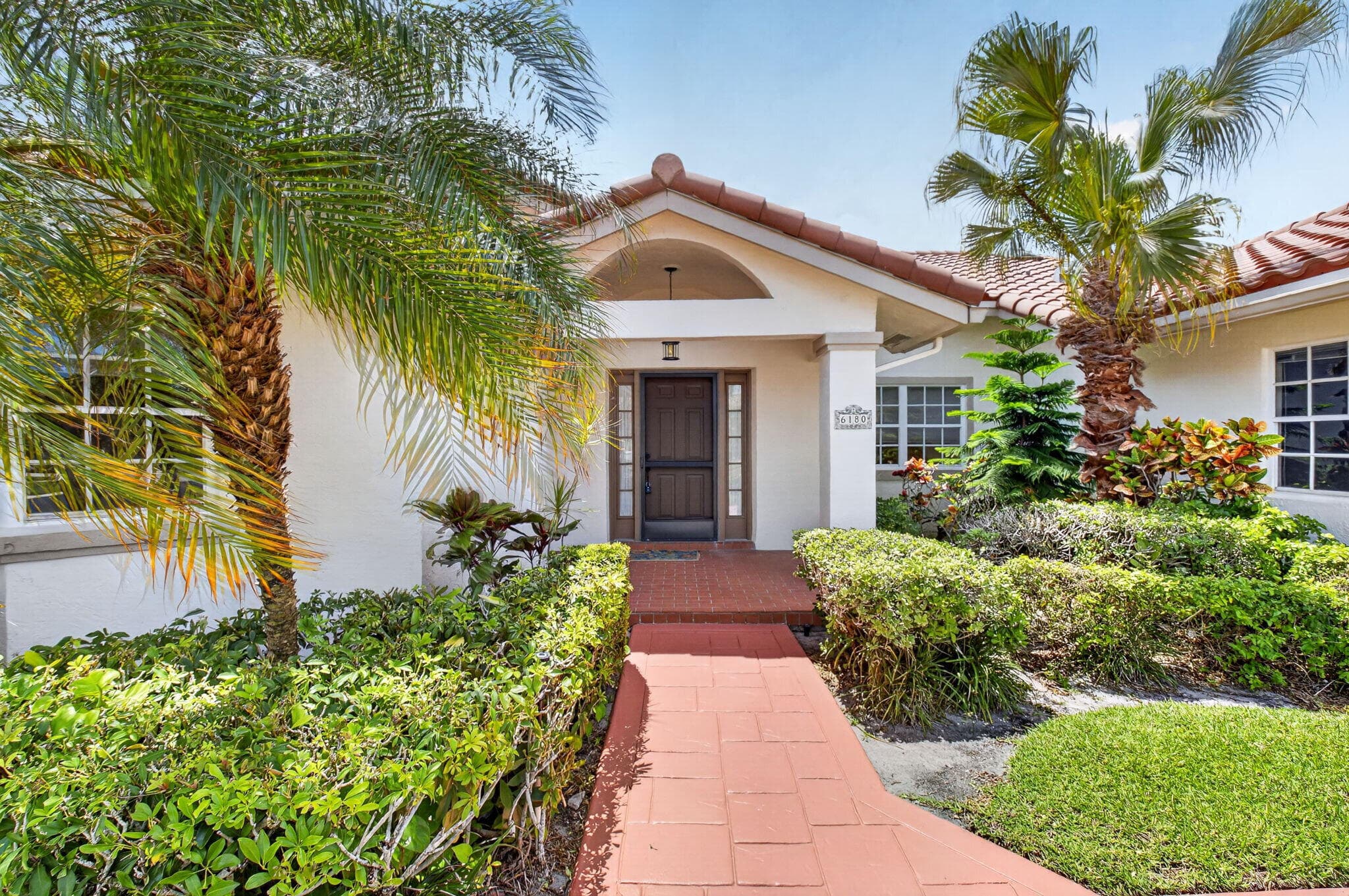 6180 Golf Villas Drive, Boynton Beach, FL 33437 — photo 2 of 40