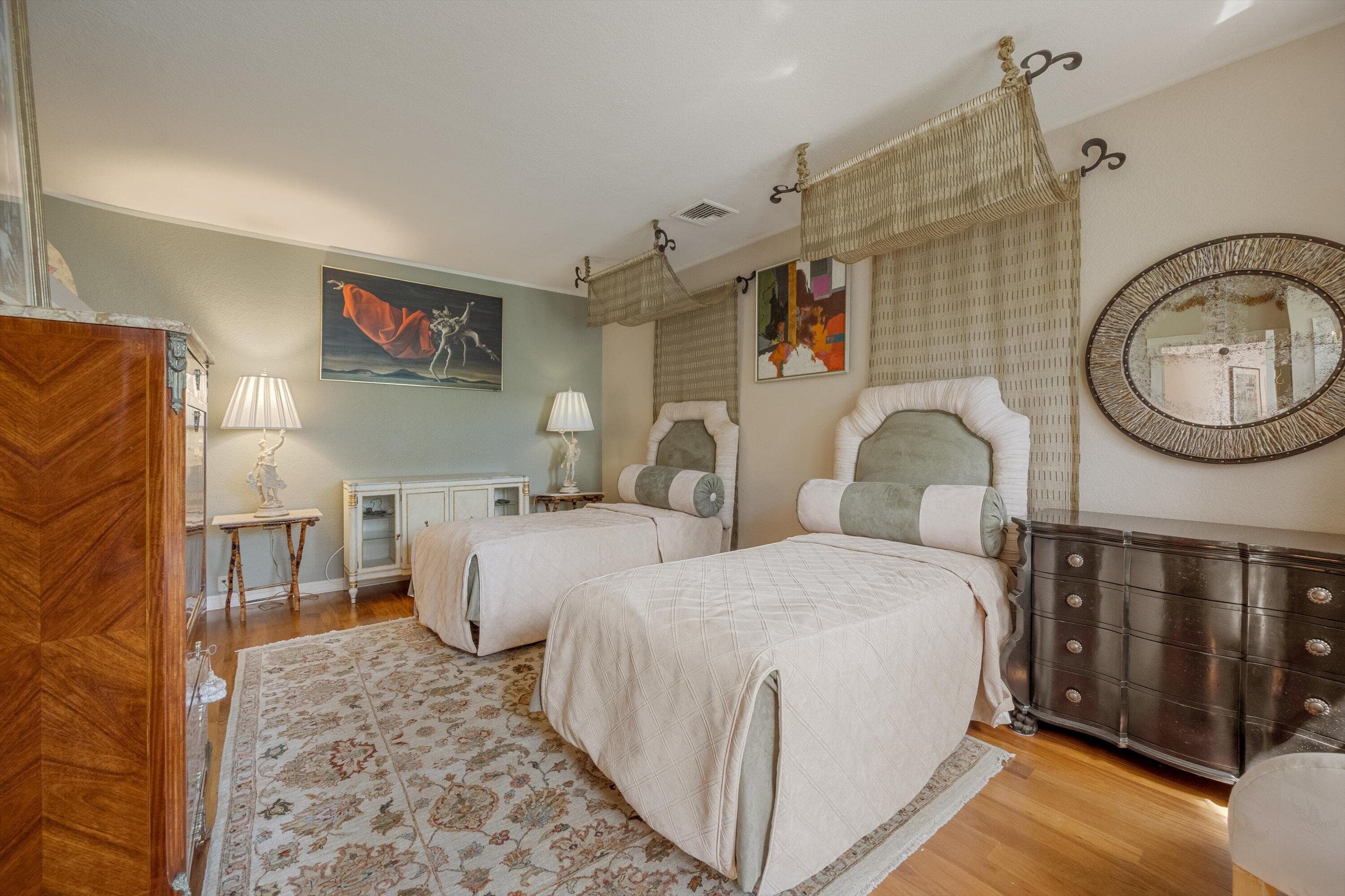 23 Sloans Curve Drive, Palm Beach, FL 33480 — photo 21 of 34